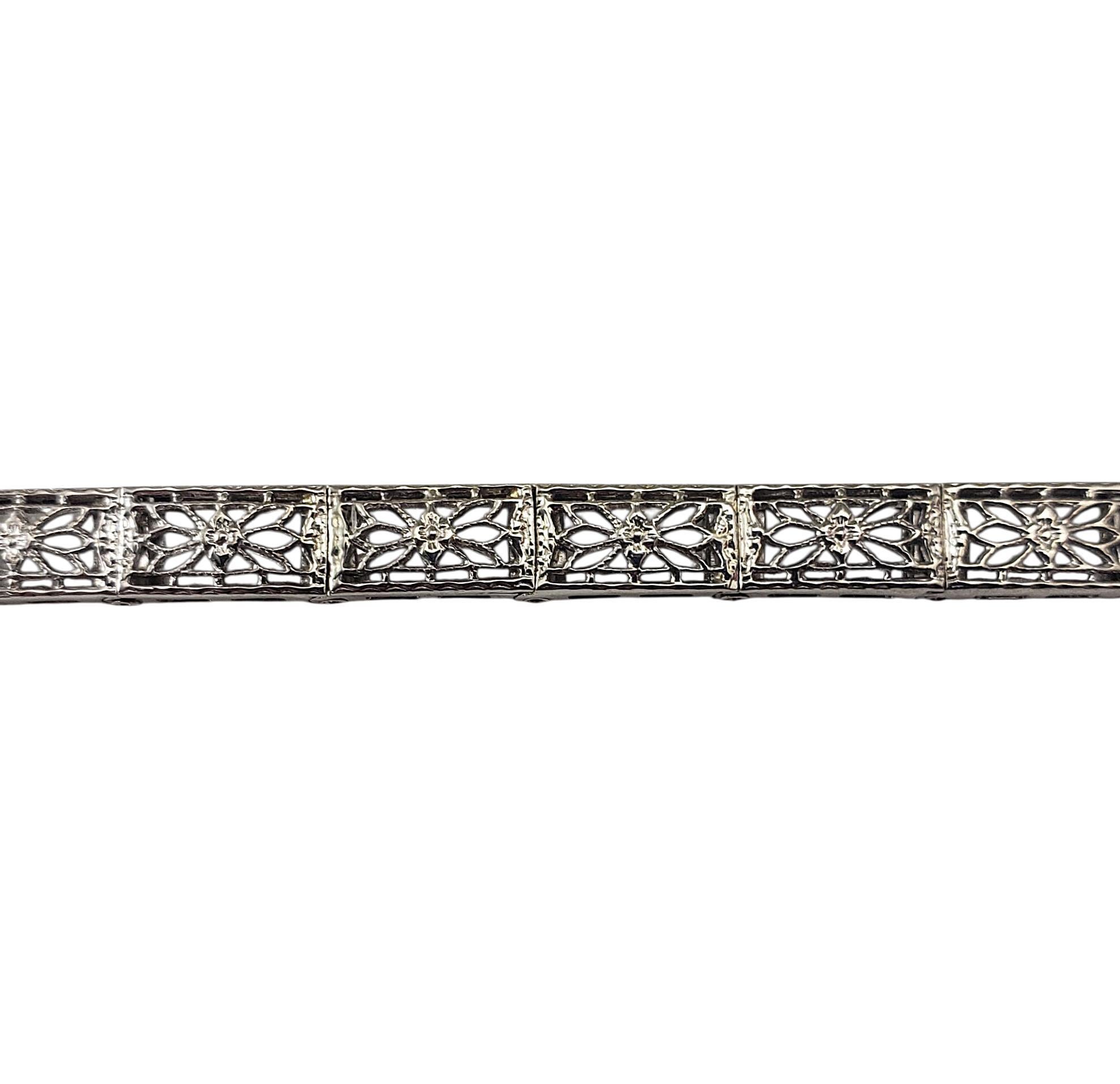 14 Karat White Gold Filigree and Diamond Bracelet #21868 In condizioni buone in vendita a Washington Depot, CT
