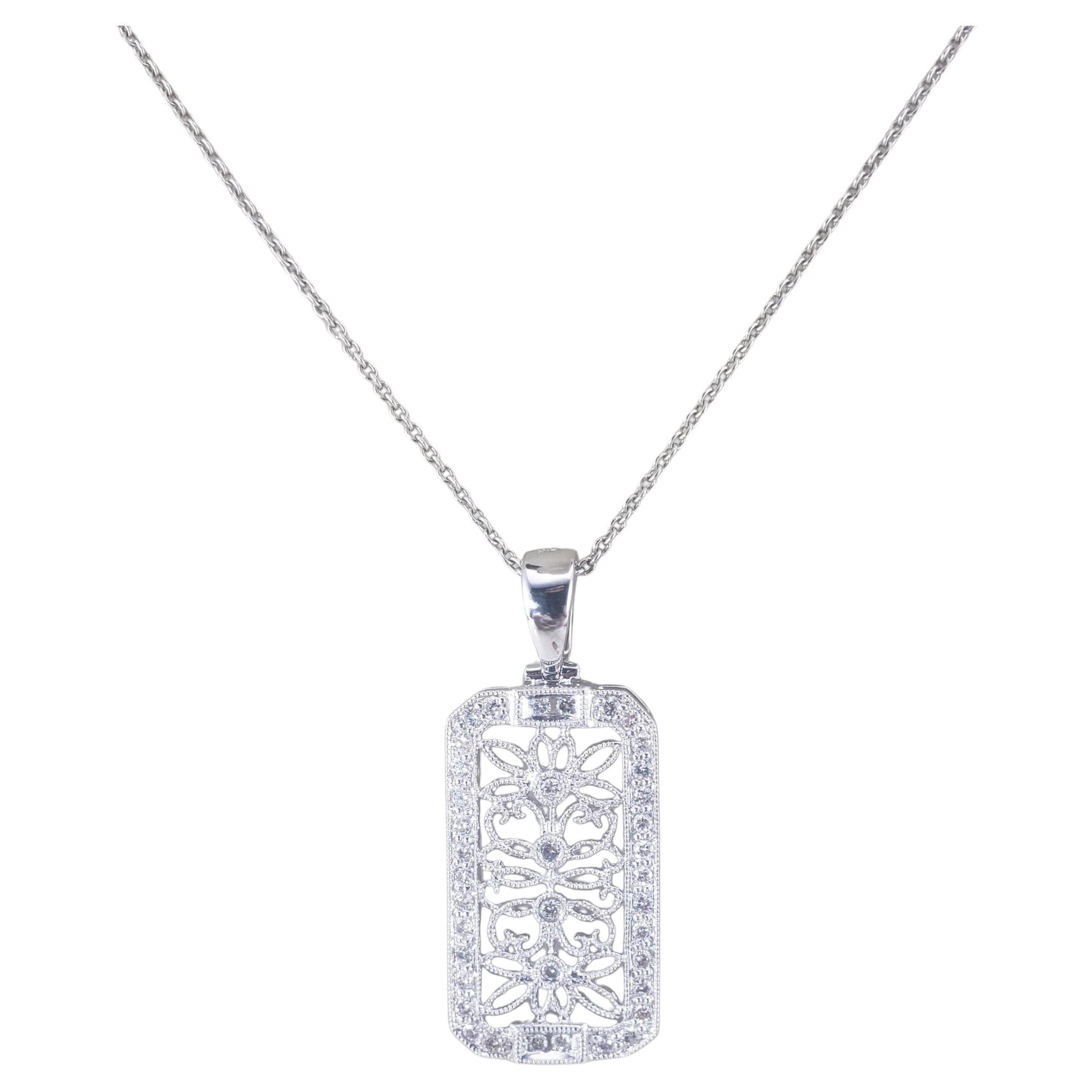 Ciondolo in oro bianco 14 carati con filigrana e diamanti #19458