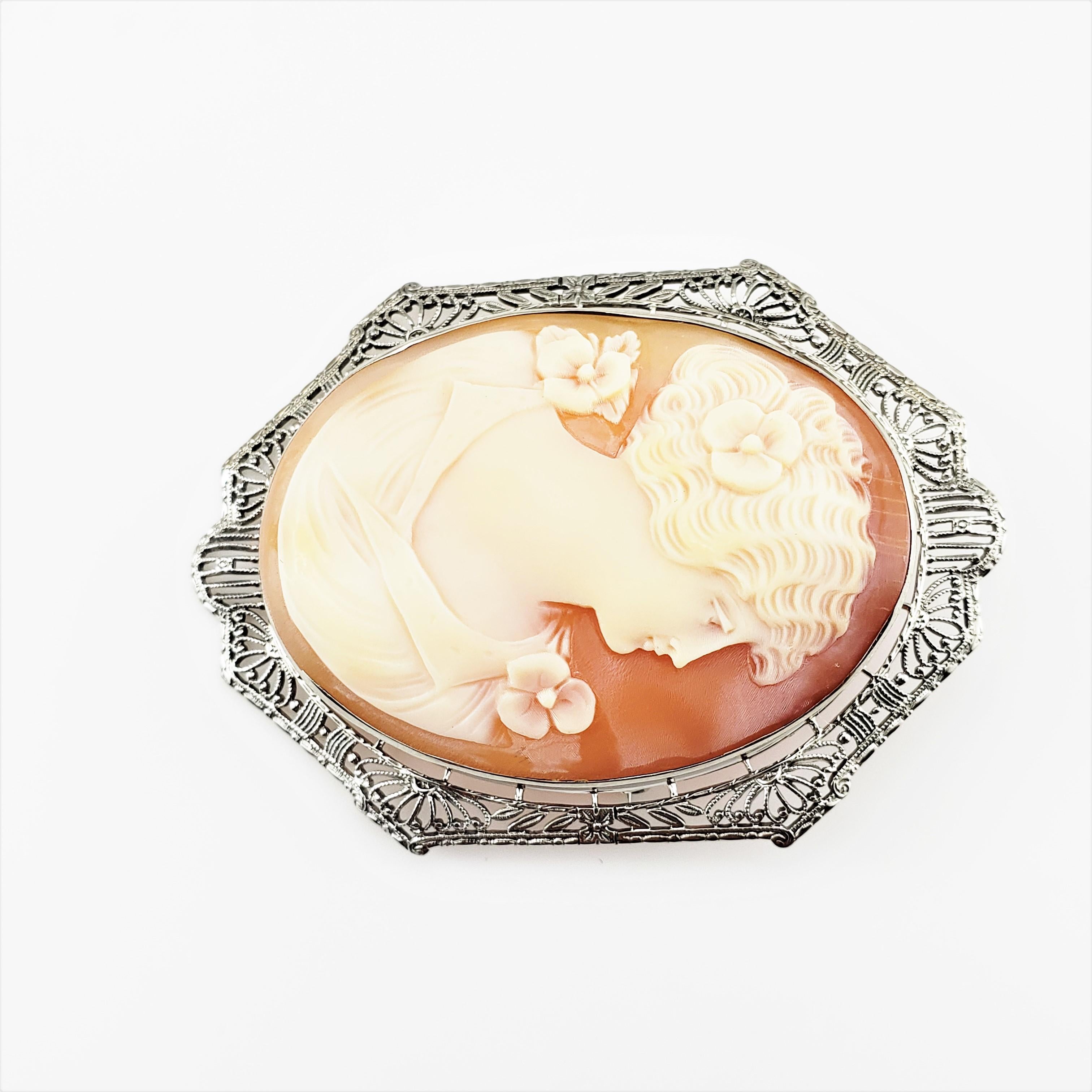 14 Karat White Gold Filigree Cameo Brooch In Good Condition For Sale In Washington Depot, CT