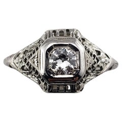 Vintage 14 Karat White Gold Filigree Diamond Ring