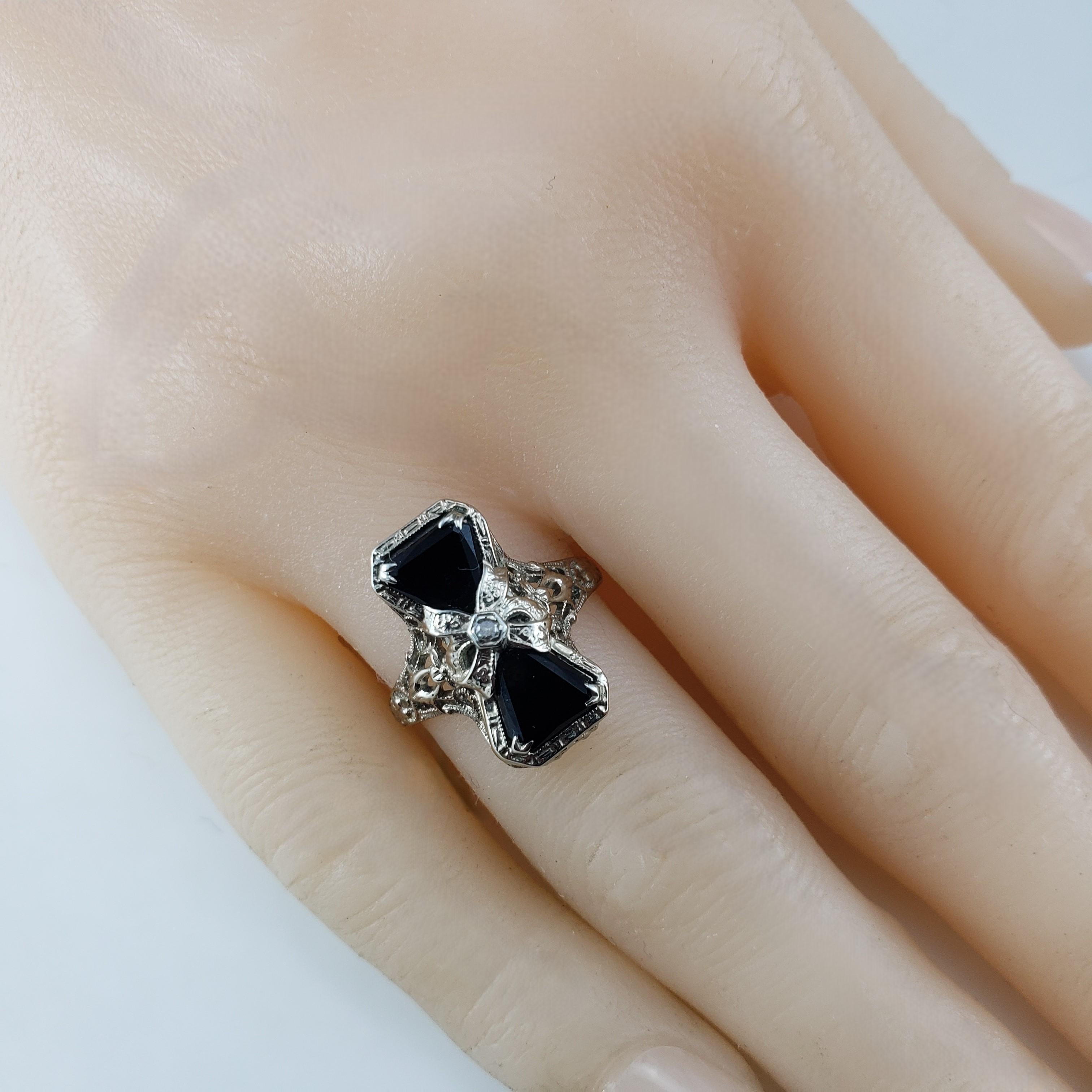 14 Karat White Gold Filigree Onyx and Diamond Ring Size 7.25 # 19550 4