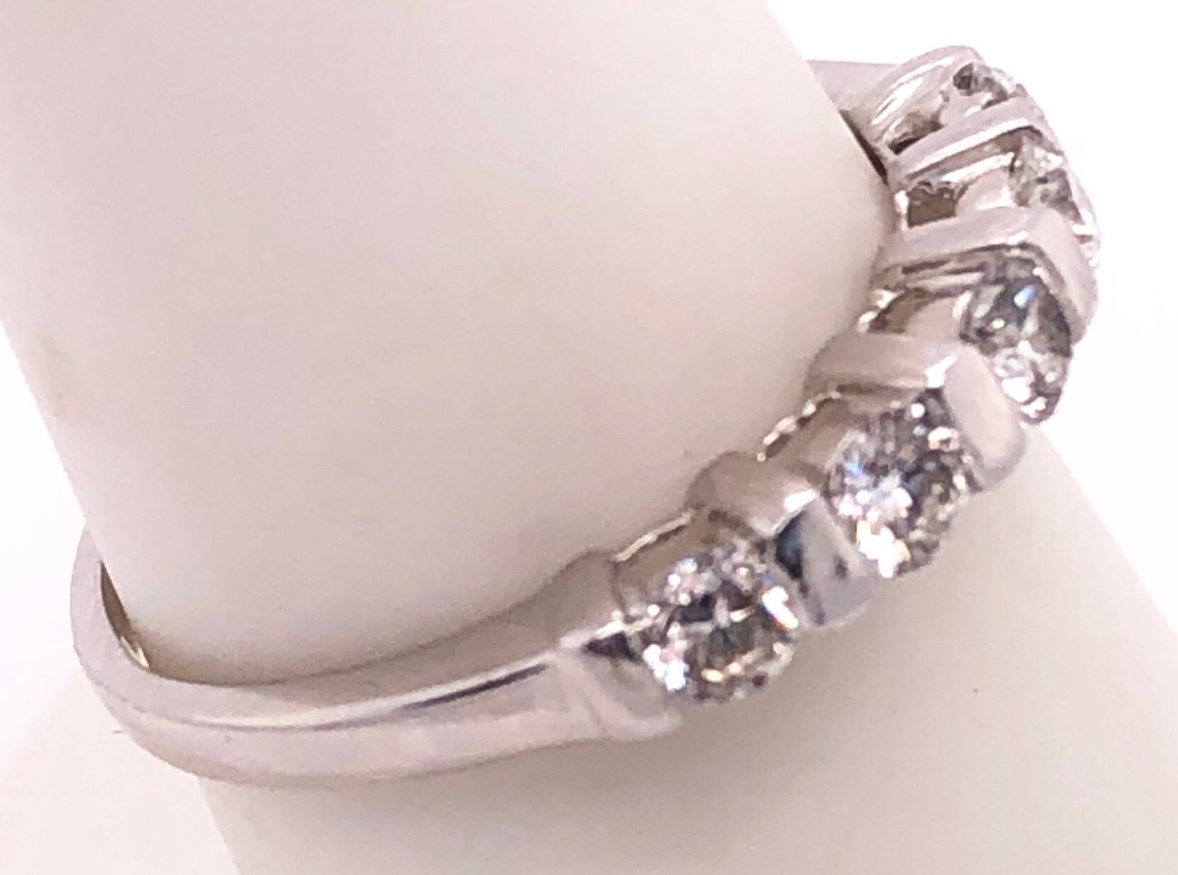 Modern 14 Karat White Gold Five Diamond Wedding Band Bridal Anniversary Ring For Sale