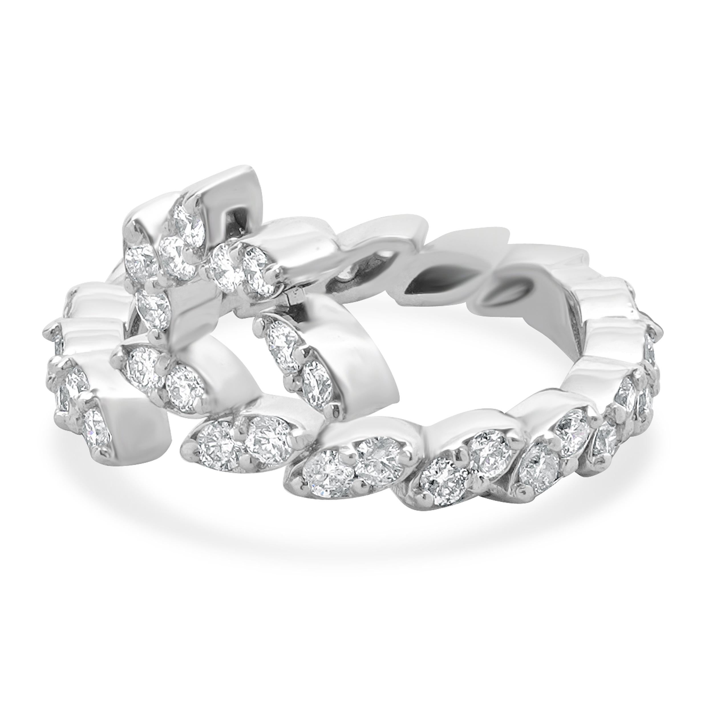 Anello Serpenti flessibile con diamante in oro bianco 14 carati In condizioni ottime in vendita a Scottsdale, AZ