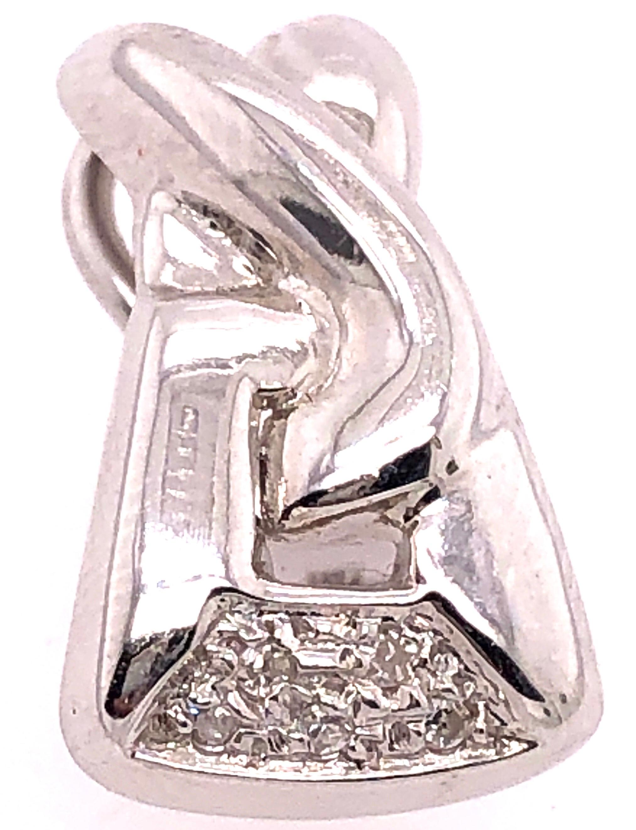 14 Karat Weißgold Französische Ohrringe mit französischem Rücken und Diamanten 0,10 TDW im Zustand „Gut“ im Angebot in Stamford, CT