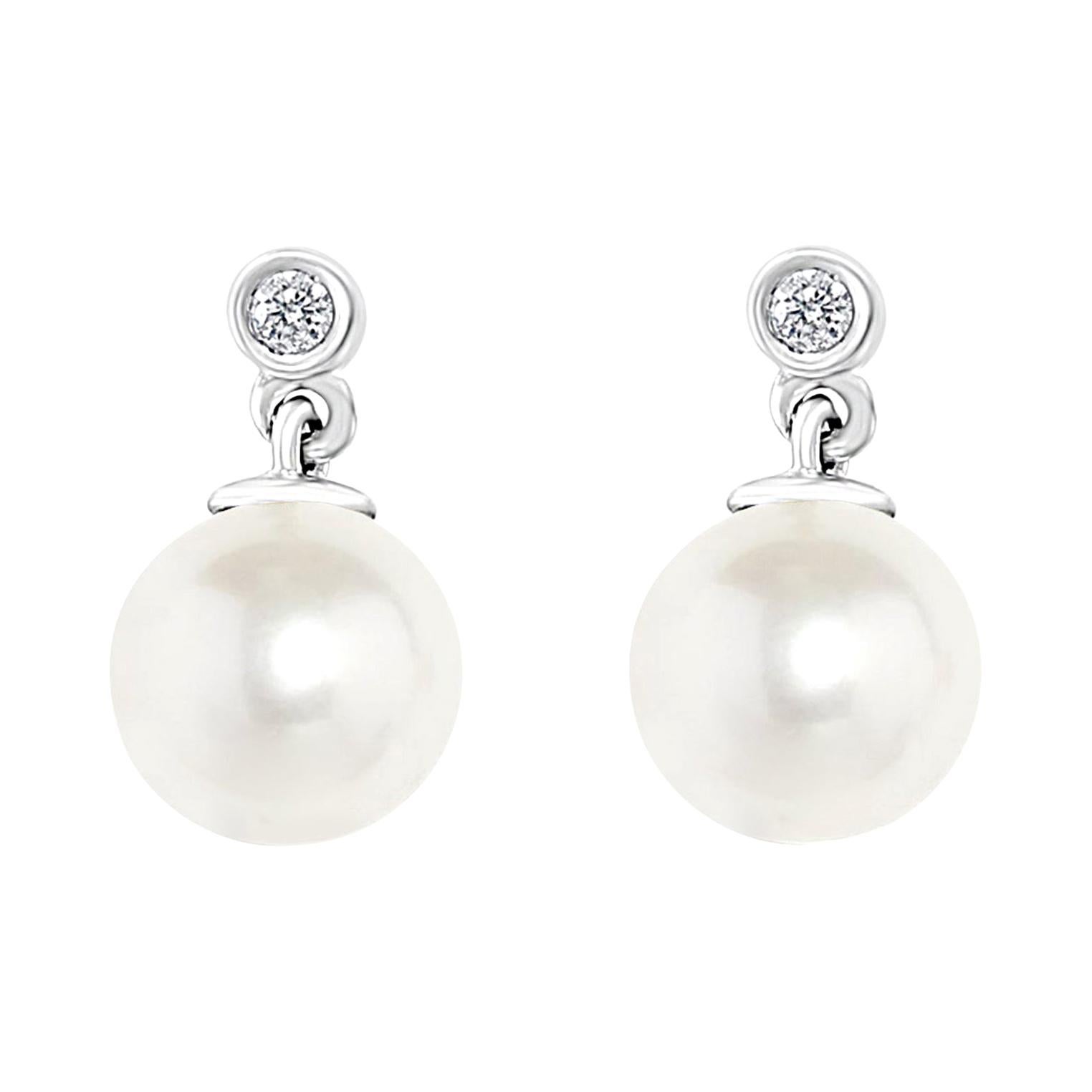 14 Karat White Gold Freshwater Cultured Pearl and Diamond Earring