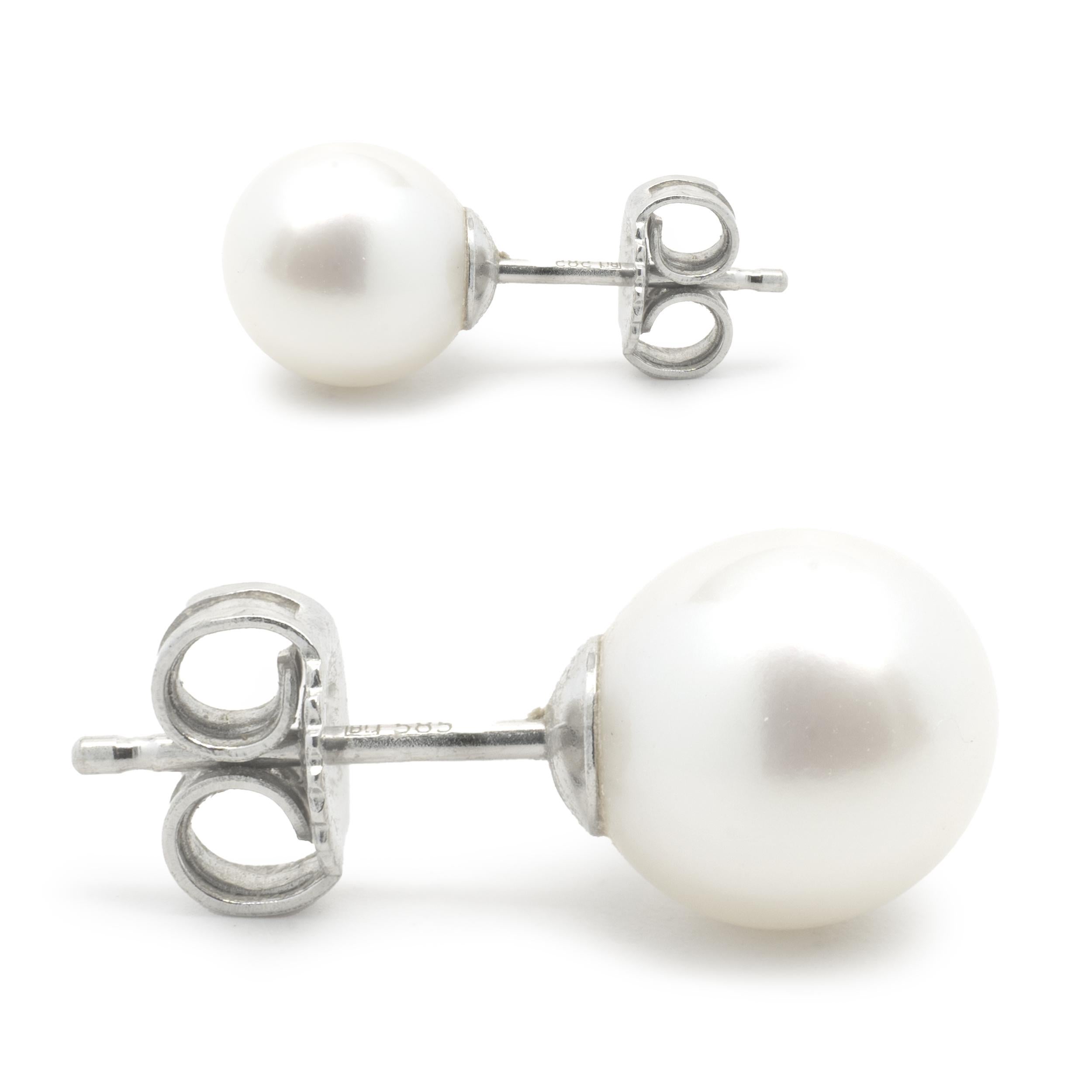 Round Cut 14 Karat White Gold Freshwater Cultured Pearl Earrings For Sale