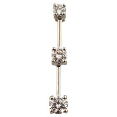 14 Karat Weißgold abgestufter Diamant-Tropfen-Anhänger #19185