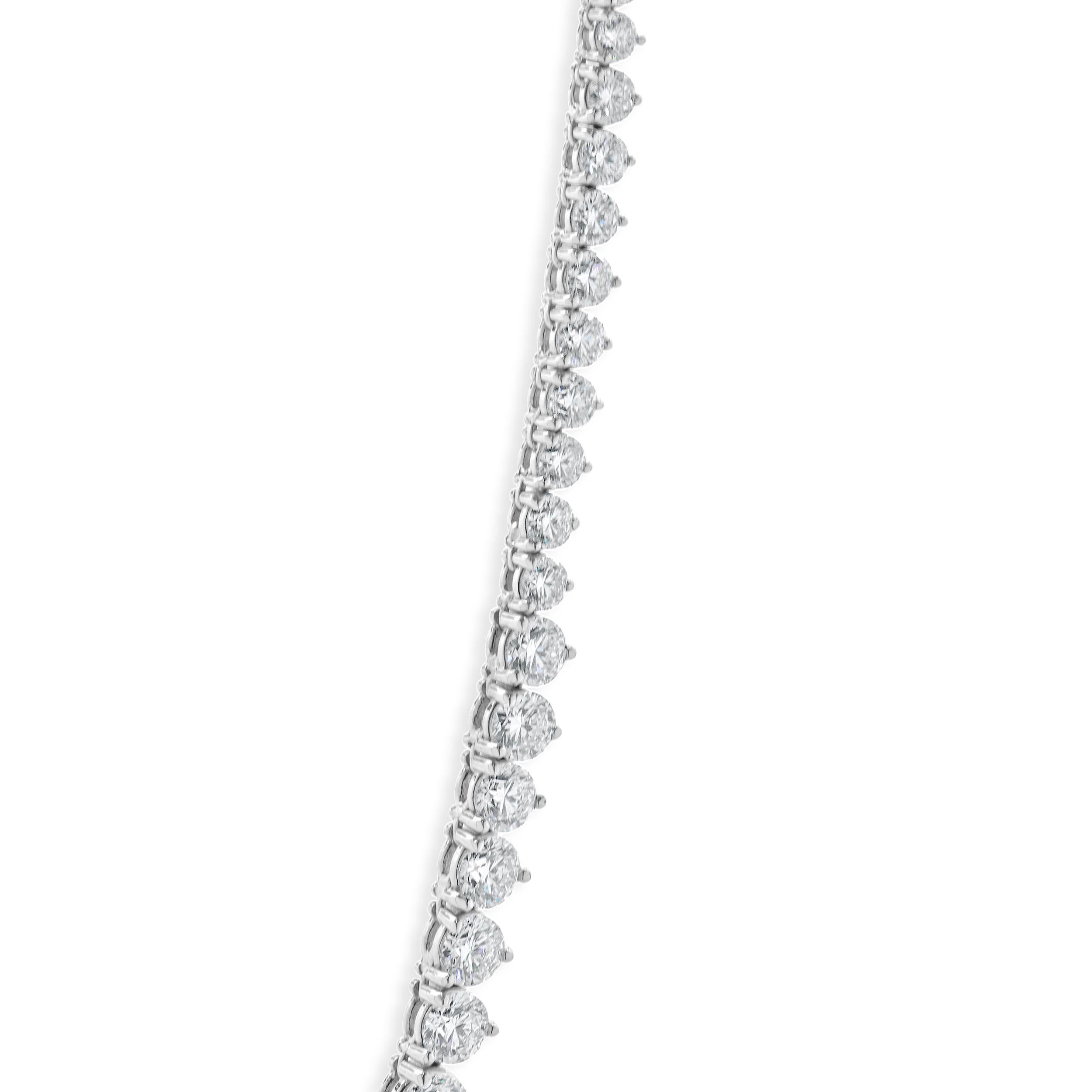 Designer: custom
Material: 14K white gold
Diamonds: round cut = 20.19cttw
Color: H
Clarity: VS
Dimensions: necklace measures 16-inches in length
Weight: 26.00 grams