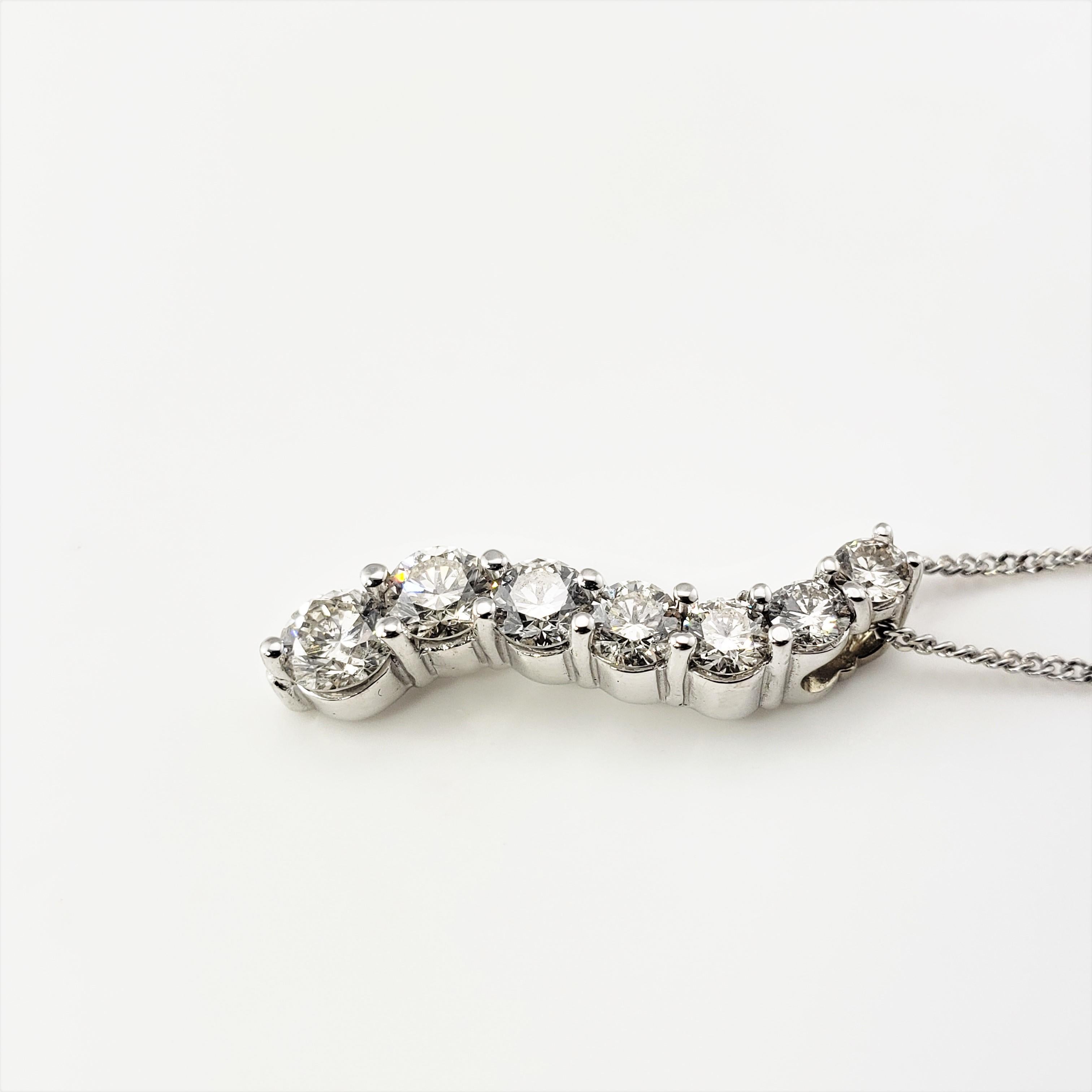 Brilliant Cut 14 Karat White Gold Graduated Diamond Pendant Necklace For Sale