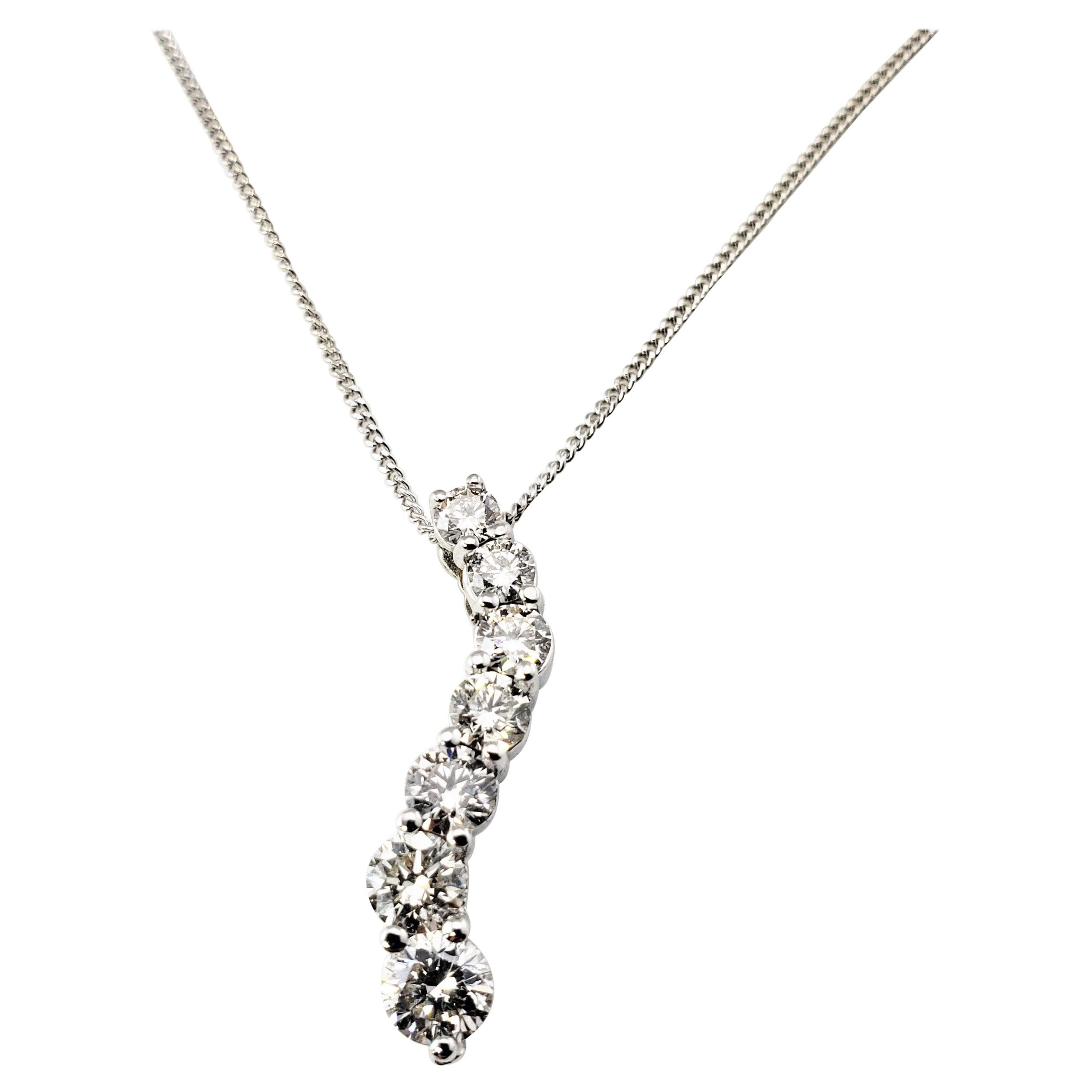 14 Karat White Gold Graduated Diamond Pendant Necklace