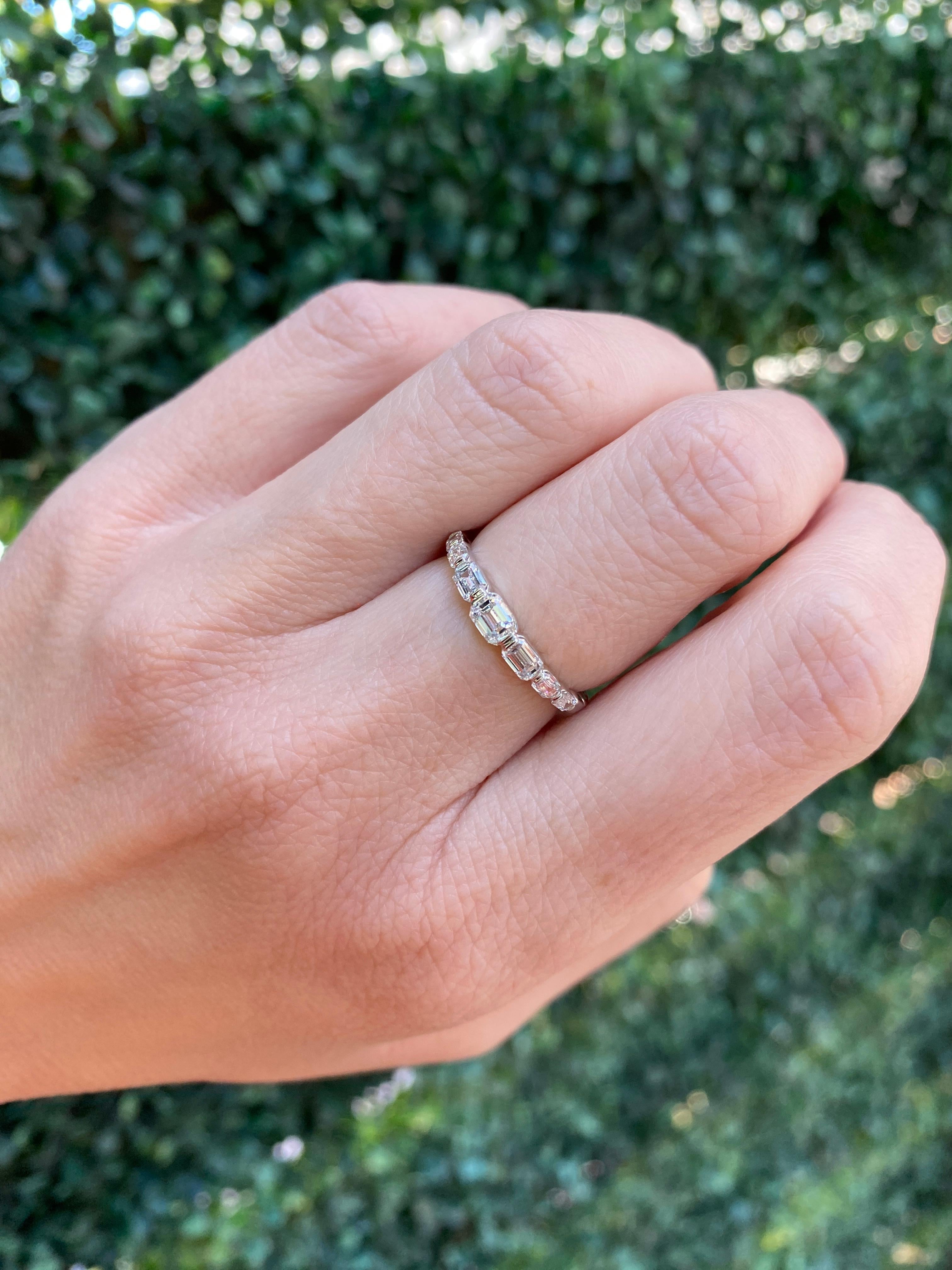 14 Karat White Gold Graduated Emerald Cut Diamond Band For Sale 9