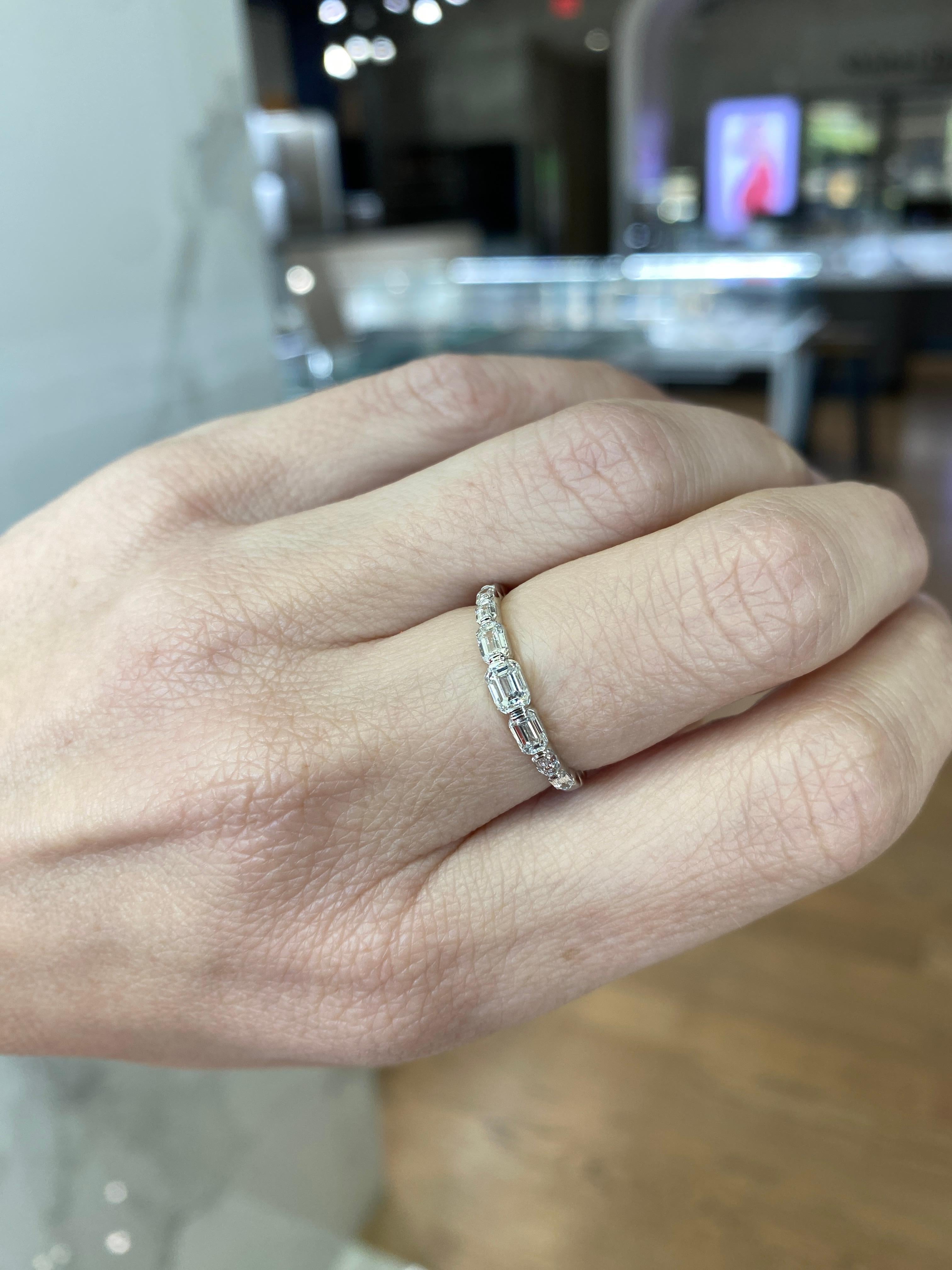 14 Karat White Gold Graduated Emerald Cut Diamond Band For Sale 14