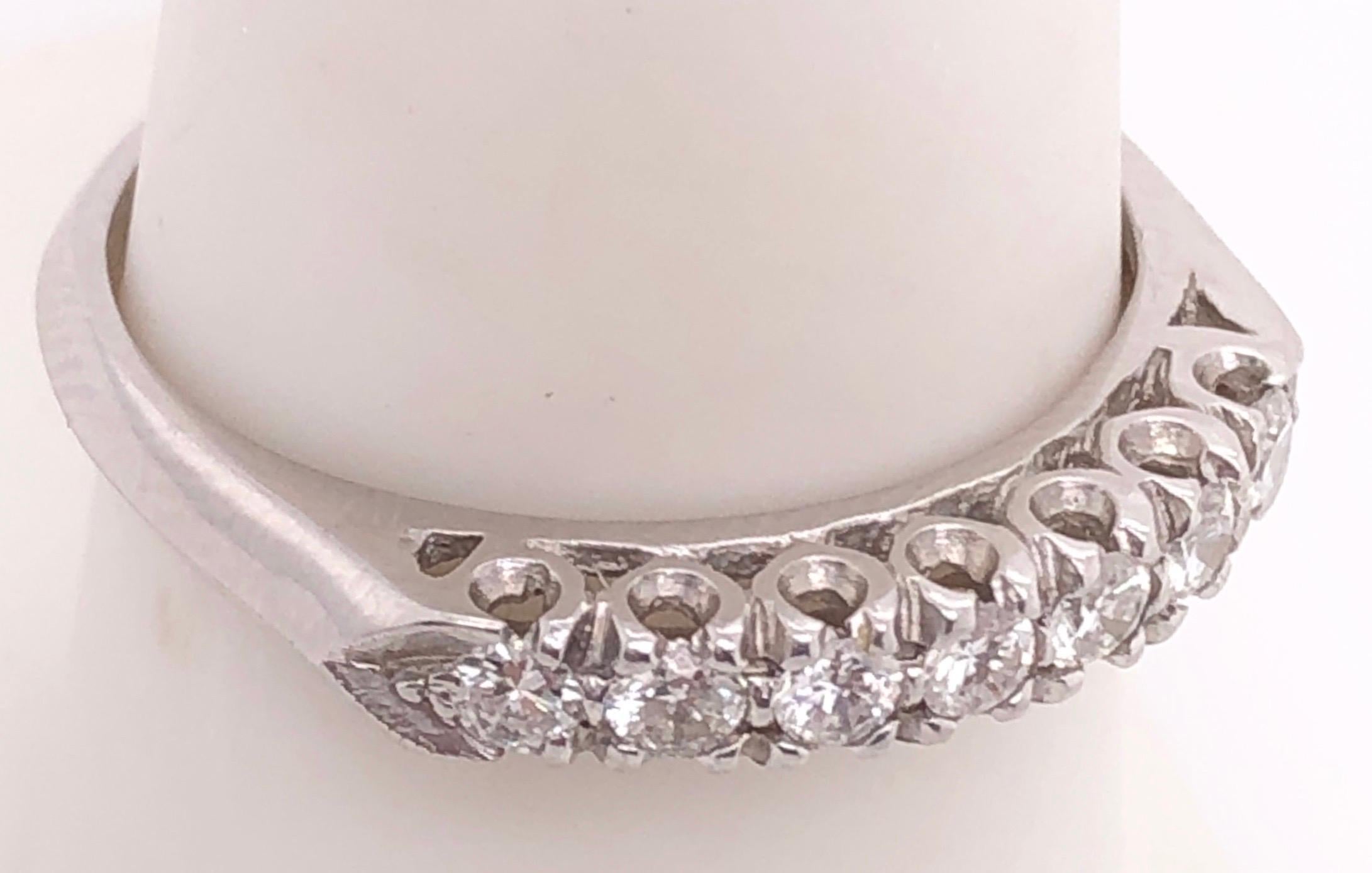 Women's or Men's 14 Karat White Gold Half Anniversary Diamond Bridal Wedding Ring Band For Sale