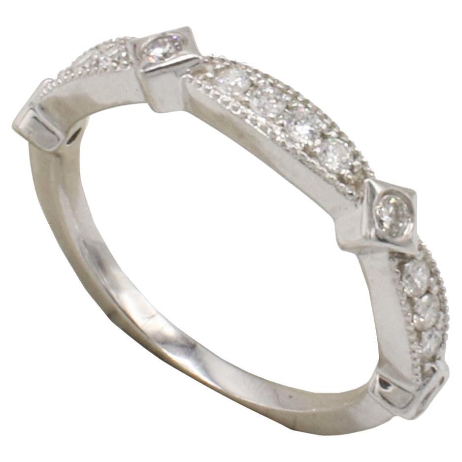 14 Karat White Gold Half Round .15 Carat Natural Diamond Wedding Band Ring For Sale