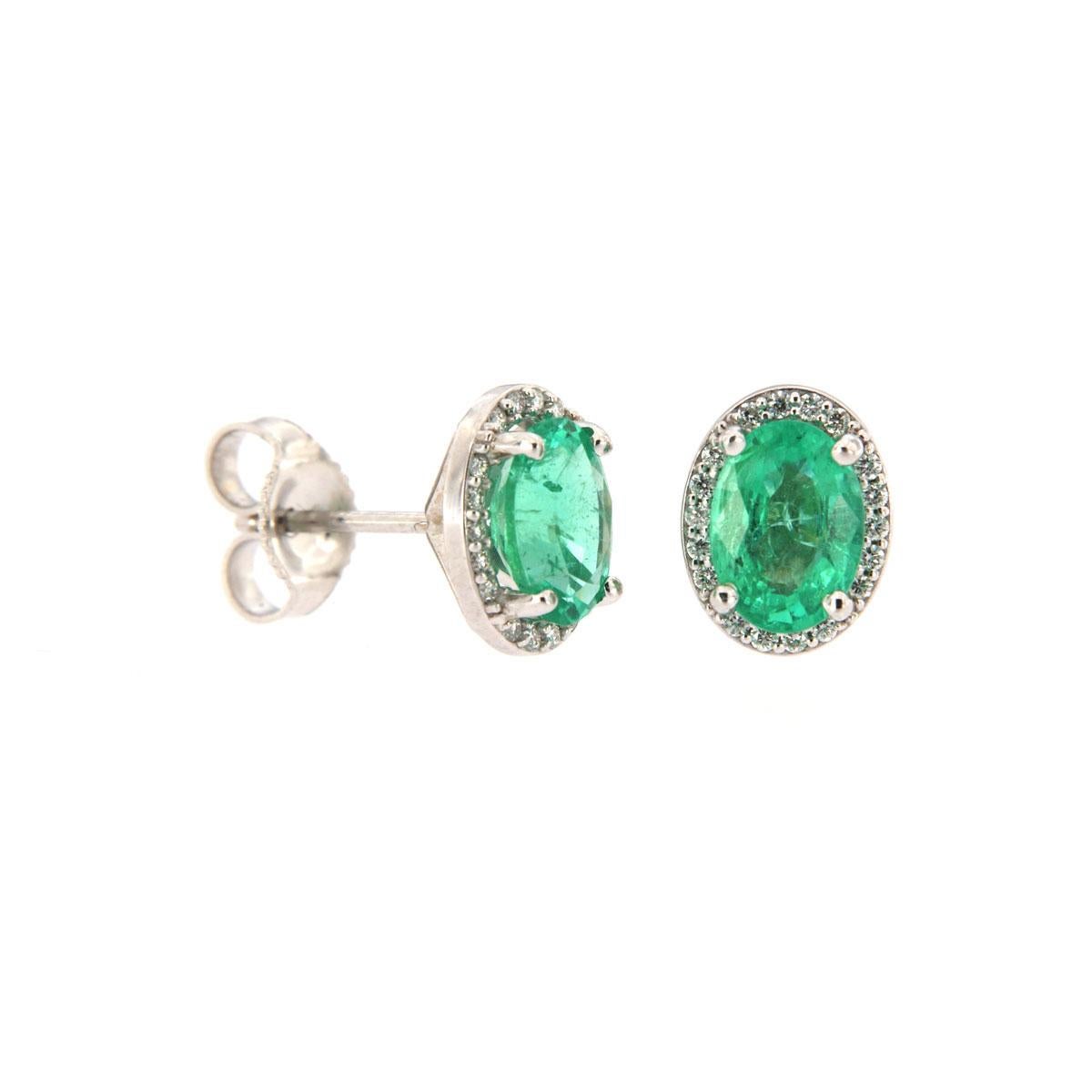 2 carat emerald earrings