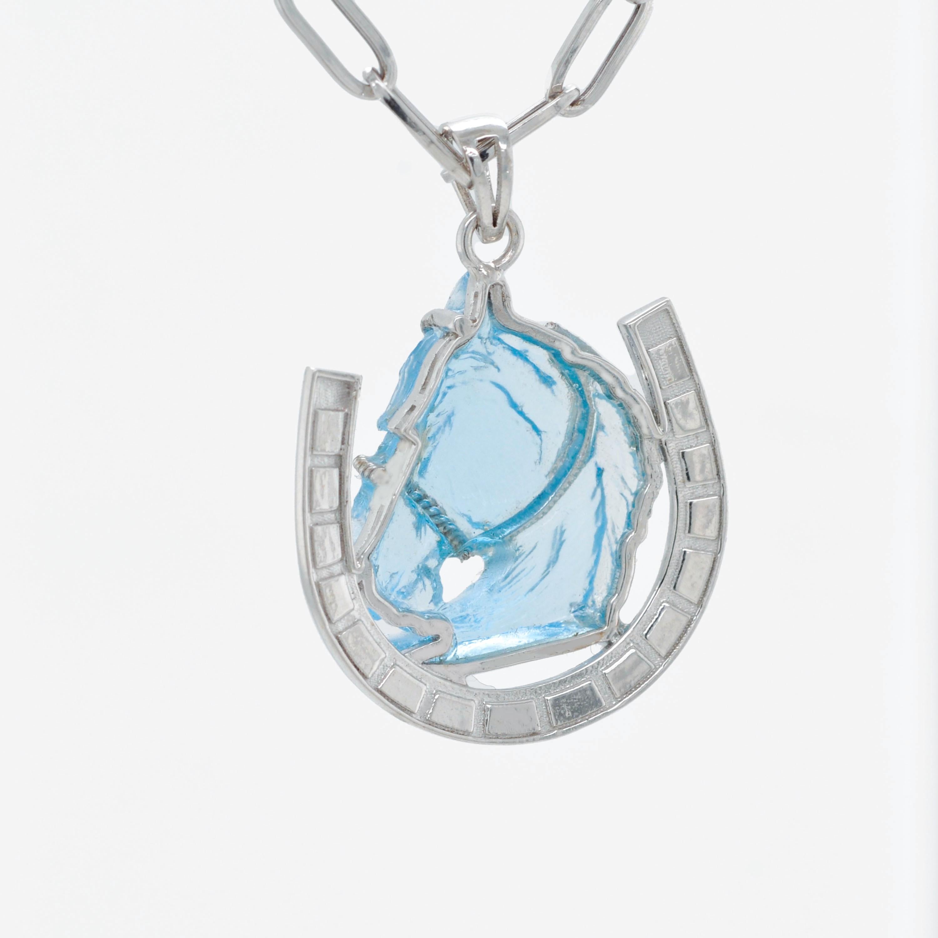 14 Karat White Gold Hand-Carved Swiss Blue Topaz Horse Shoe Pendant Necklace For Sale 4