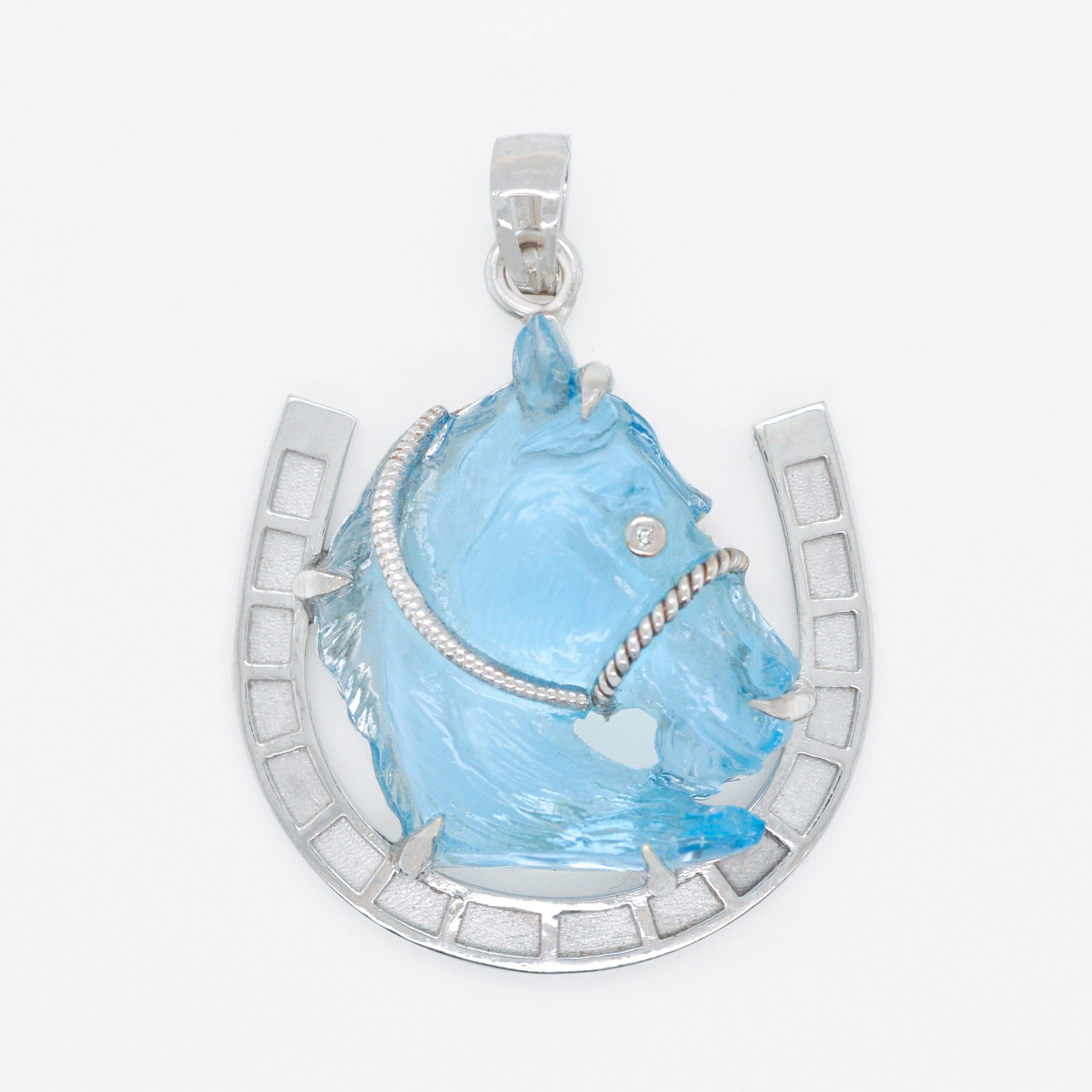 Women's or Men's 14 Karat White Gold Hand-Carved Swiss Blue Topaz Horse Shoe Pendant Necklace For Sale