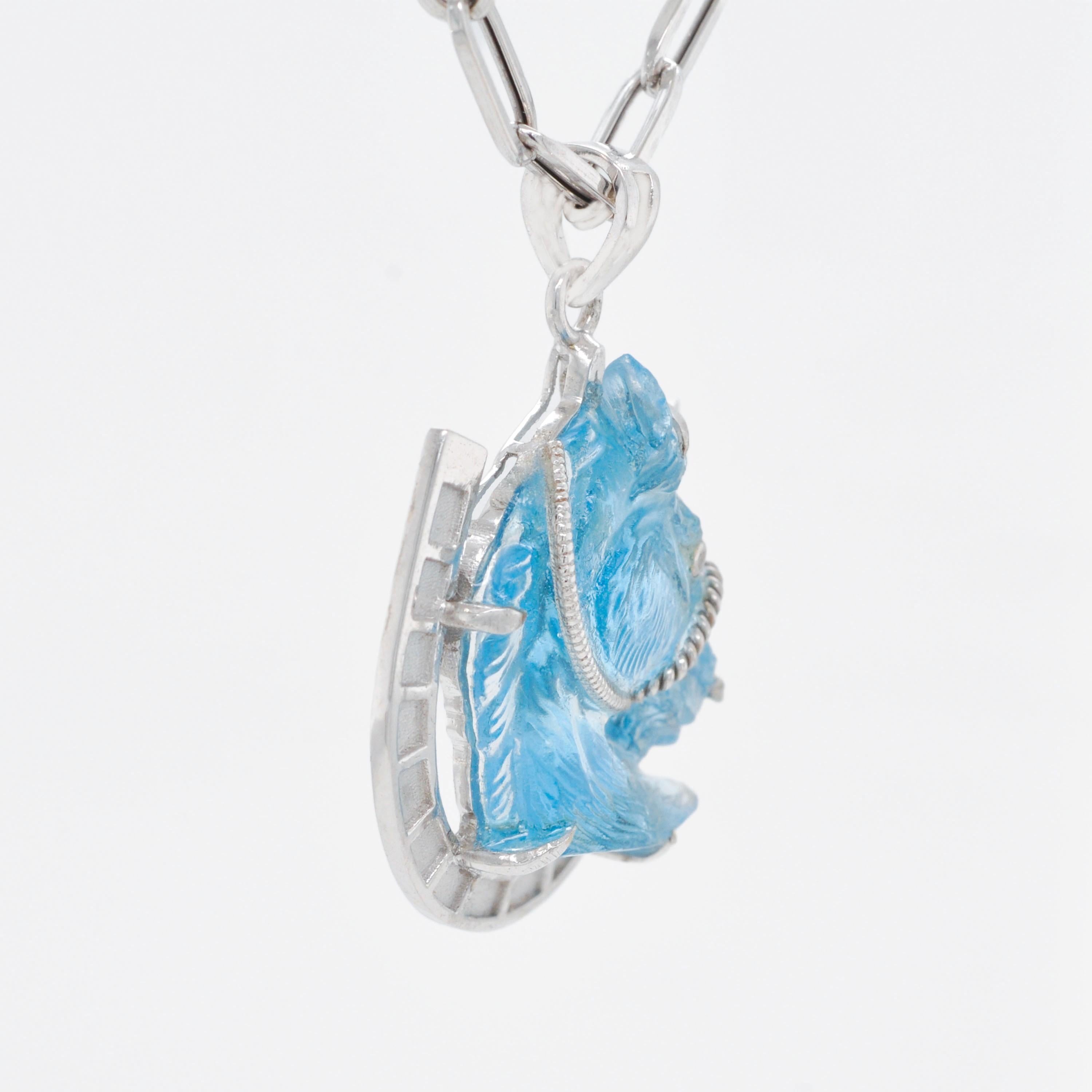 14 Karat White Gold Hand-Carved Swiss Blue Topaz Horse Shoe Pendant Necklace For Sale 2