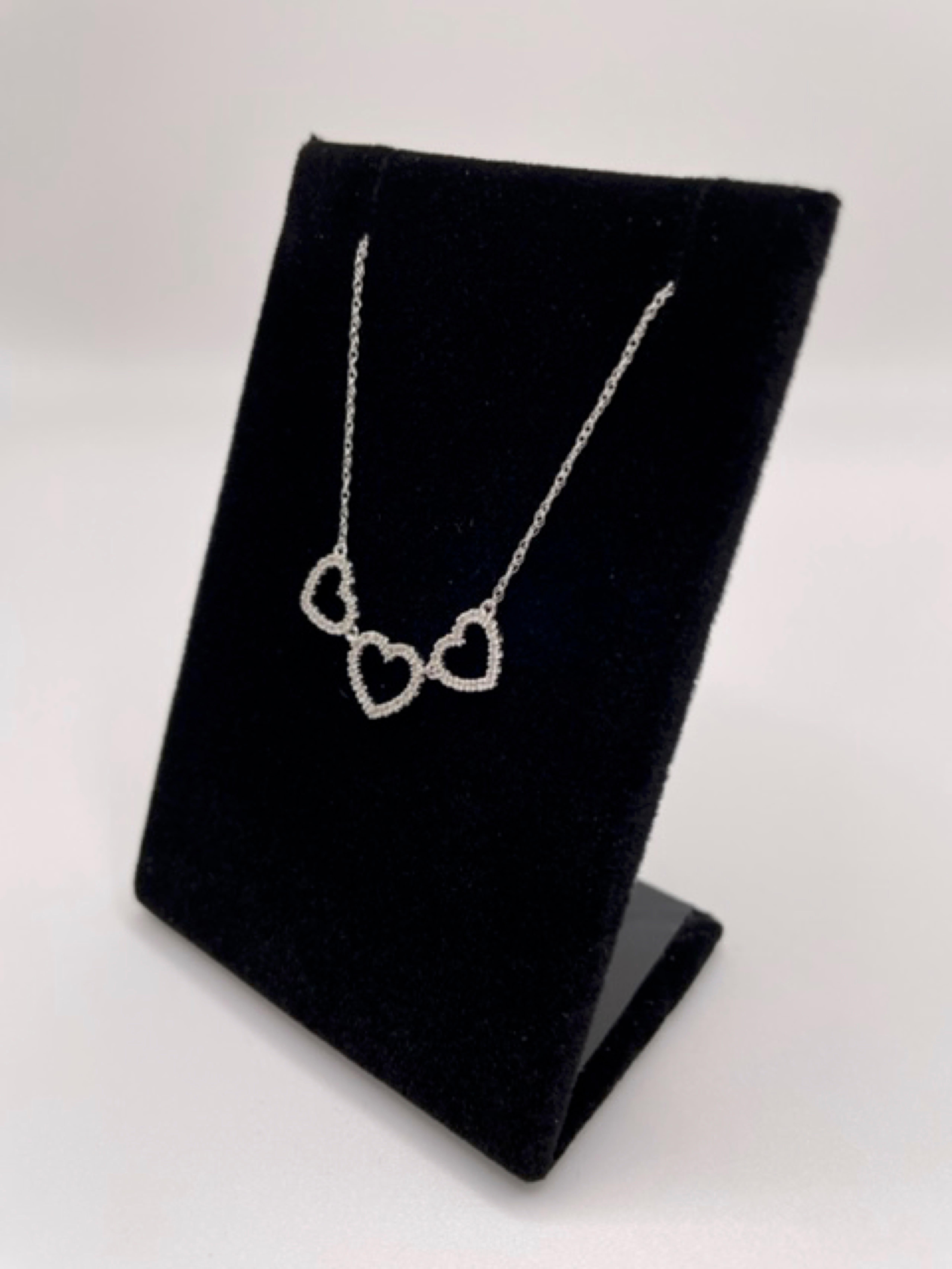 Modern 14 Karat White Gold Heart Diamond Pendant For Sale