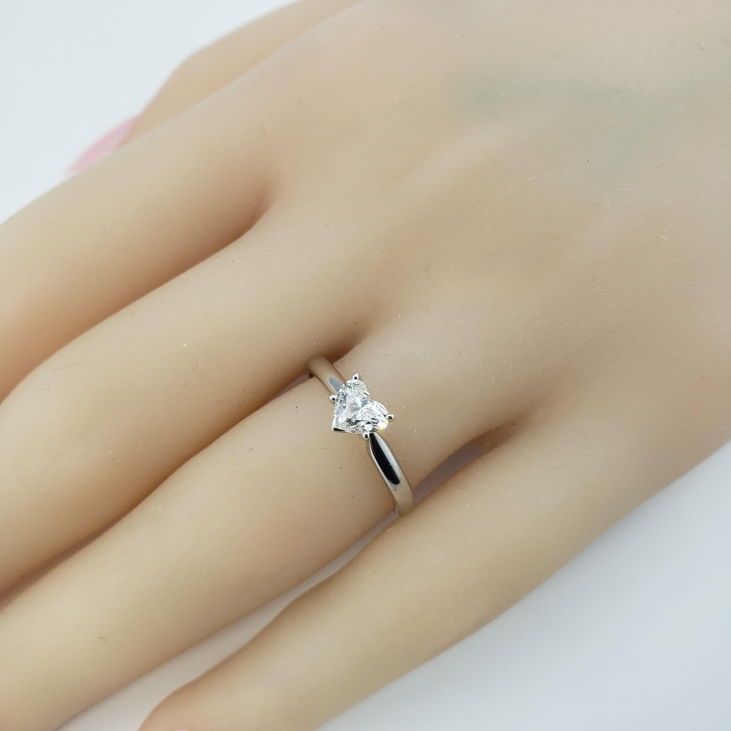 14 Karat White Gold Heart Shaped Diamond Engagement Ring For Sale 3