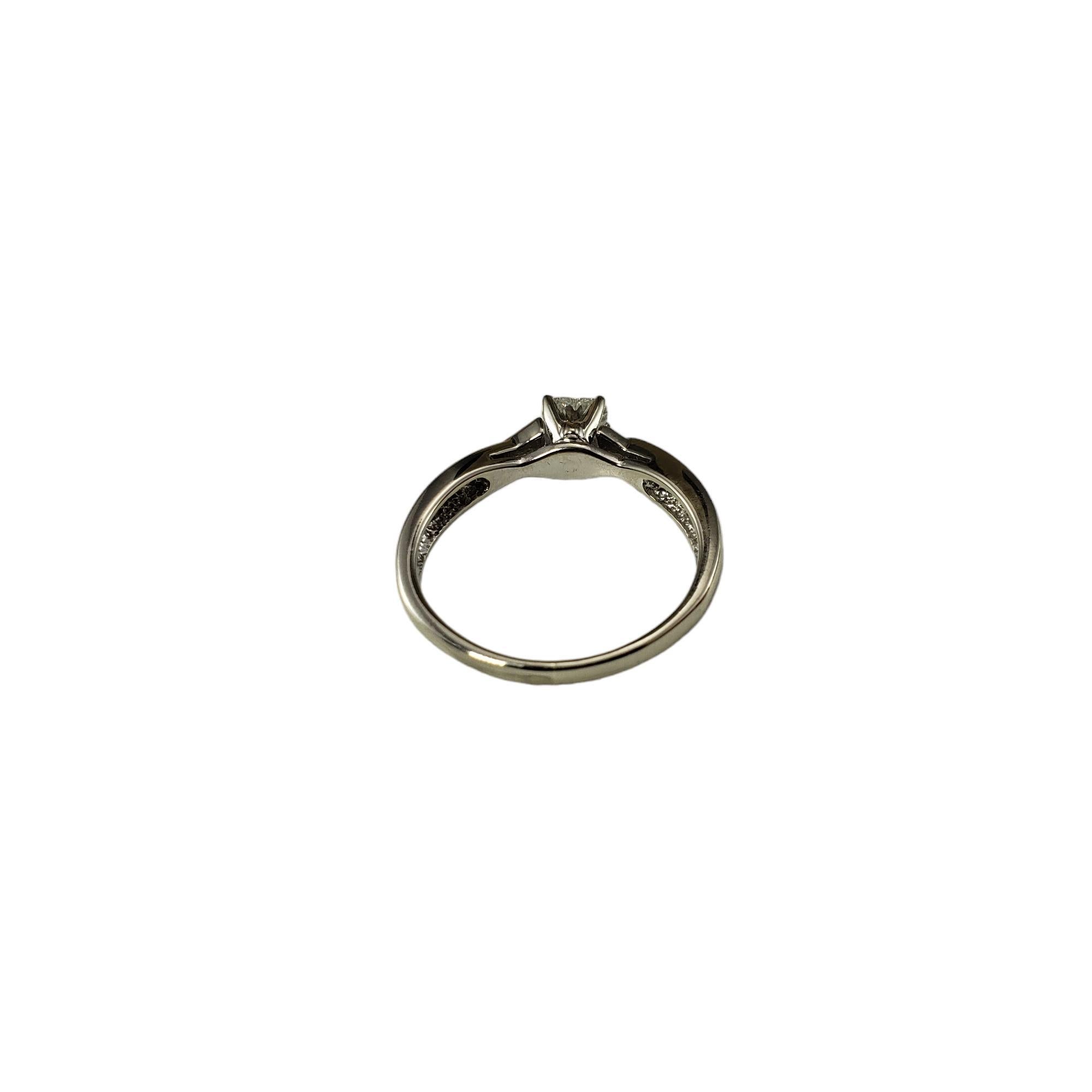 Women's 14 Karat White Gold Heart Shaped Diamond Engagement Ring Size 7.5 #17097 For Sale