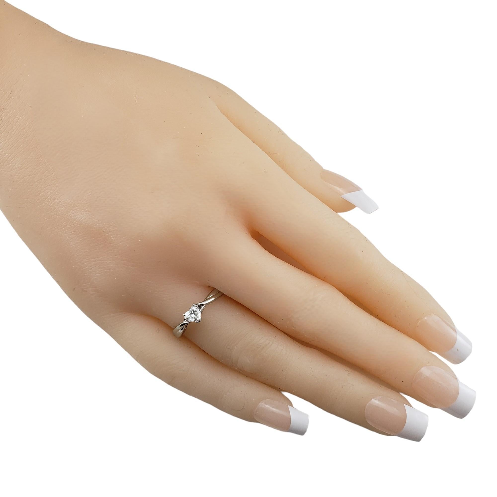 14 Karat White Gold Heart Shaped Diamond Engagement Ring Size 7.5 #17097 For Sale 2