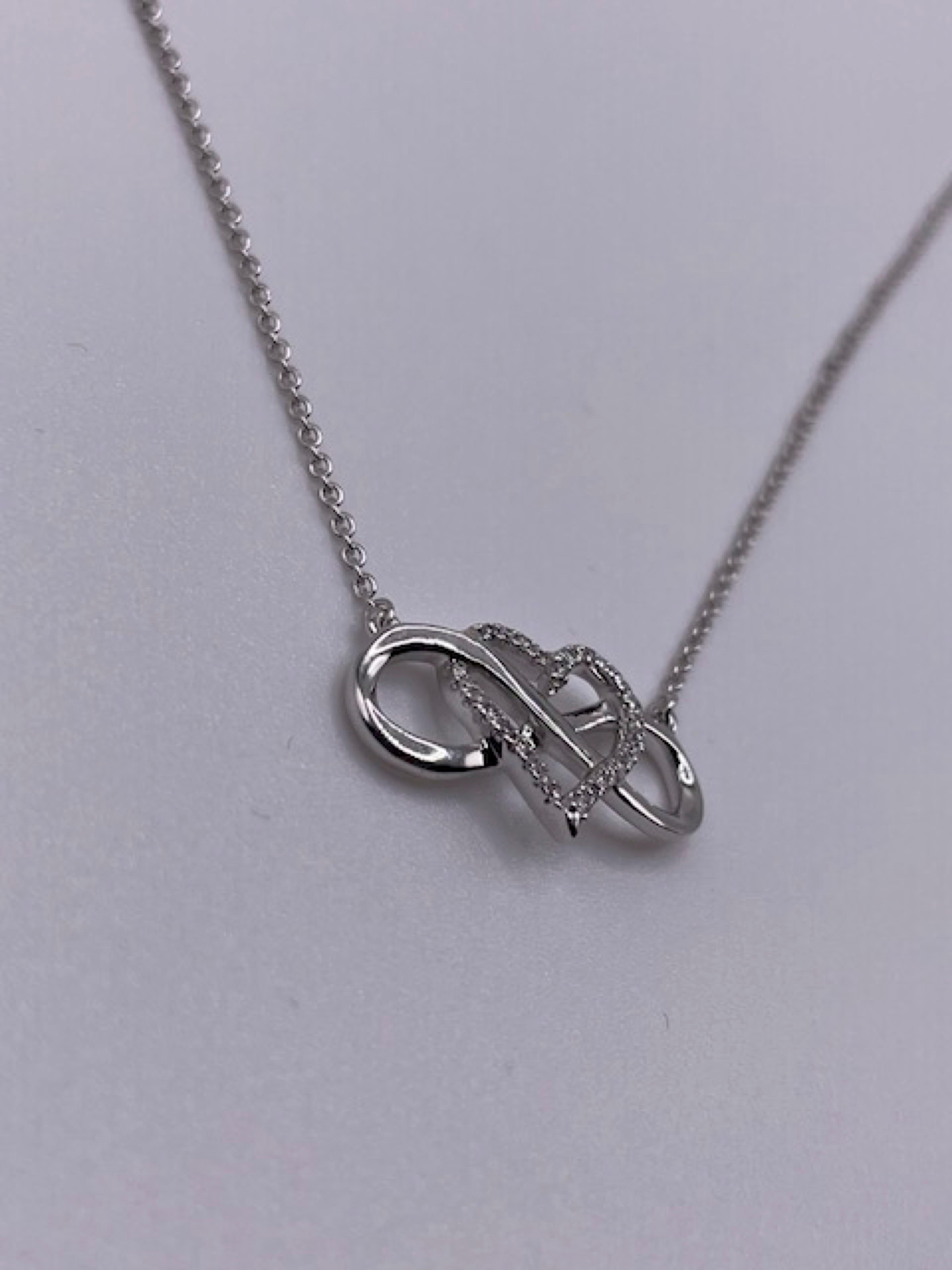 14 Karat Weißgold Unendlichkeit Herz Diamant-Anhänger Damen im Angebot