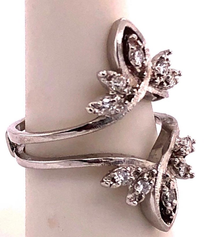 14 Karat White Gold Interlocking Engagement Ring Guard For Sale at 1stDibs