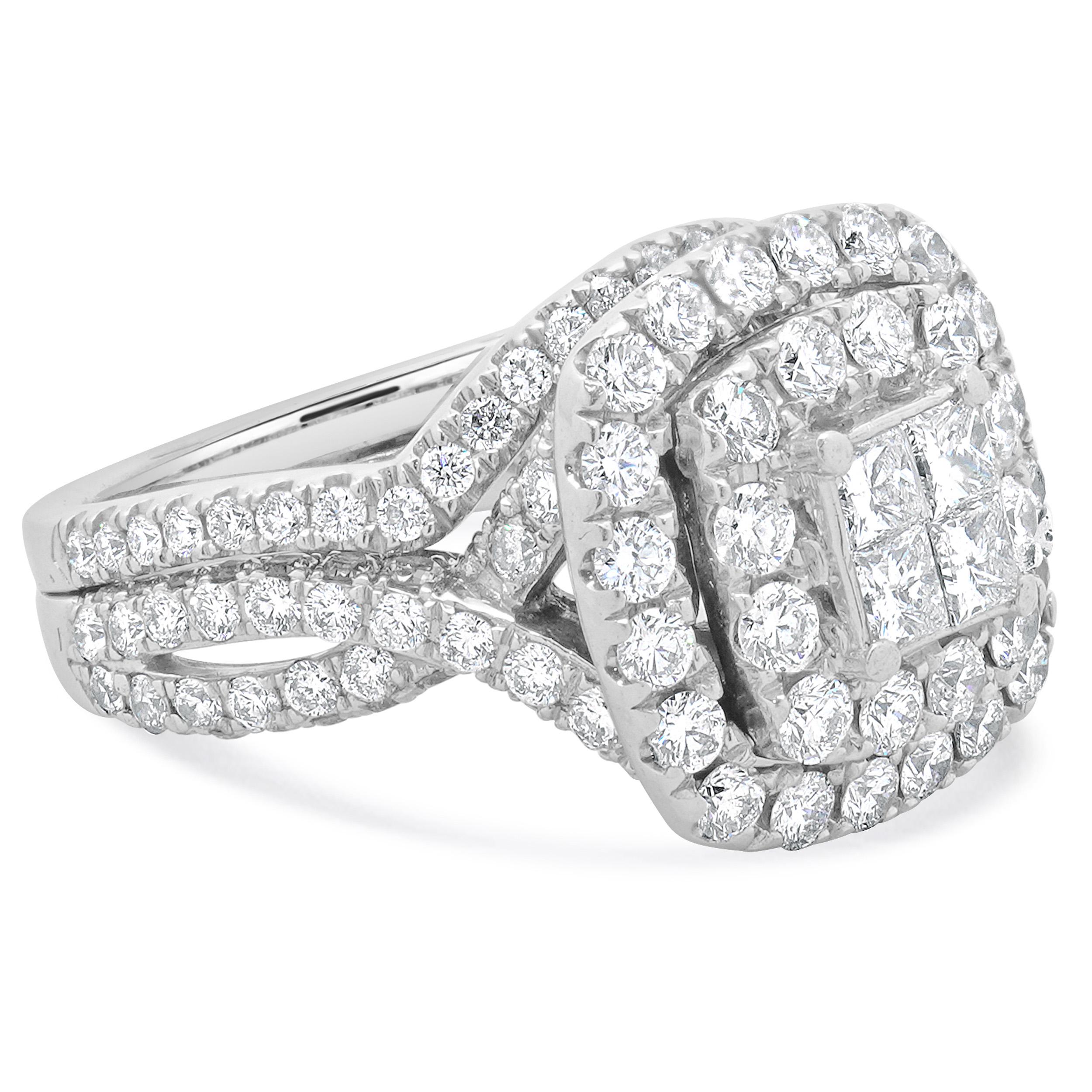 Bague de fiançailles en or blanc 14 carats à sertissage invisible de diamants en grappe Excellent état - En vente à Scottsdale, AZ