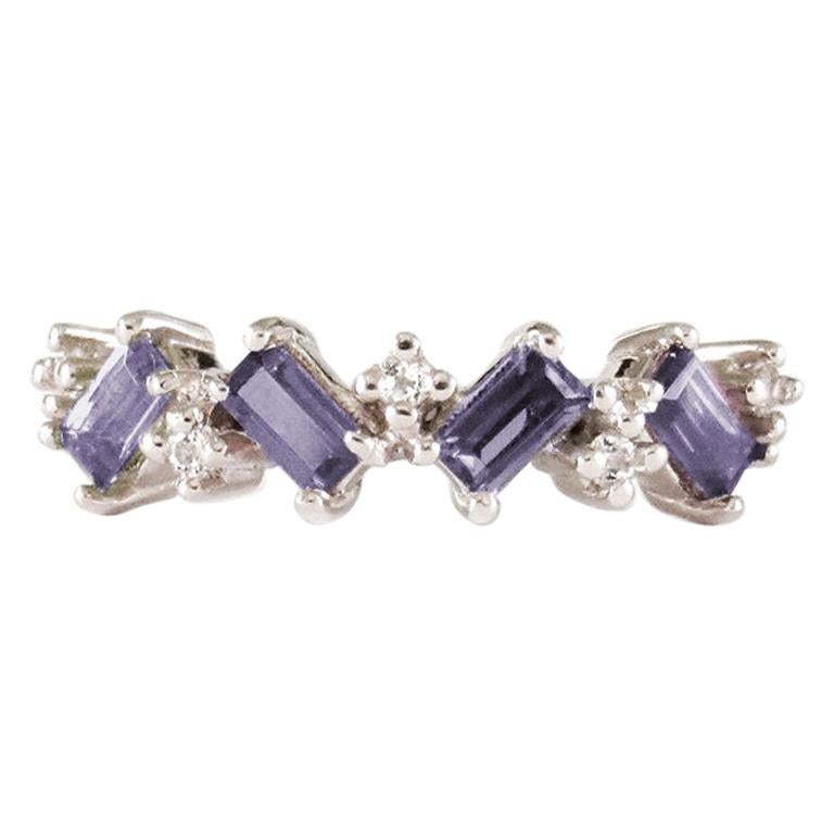 14 Karat White Gold Iolite and Diamonds Baguette Ring For Sale