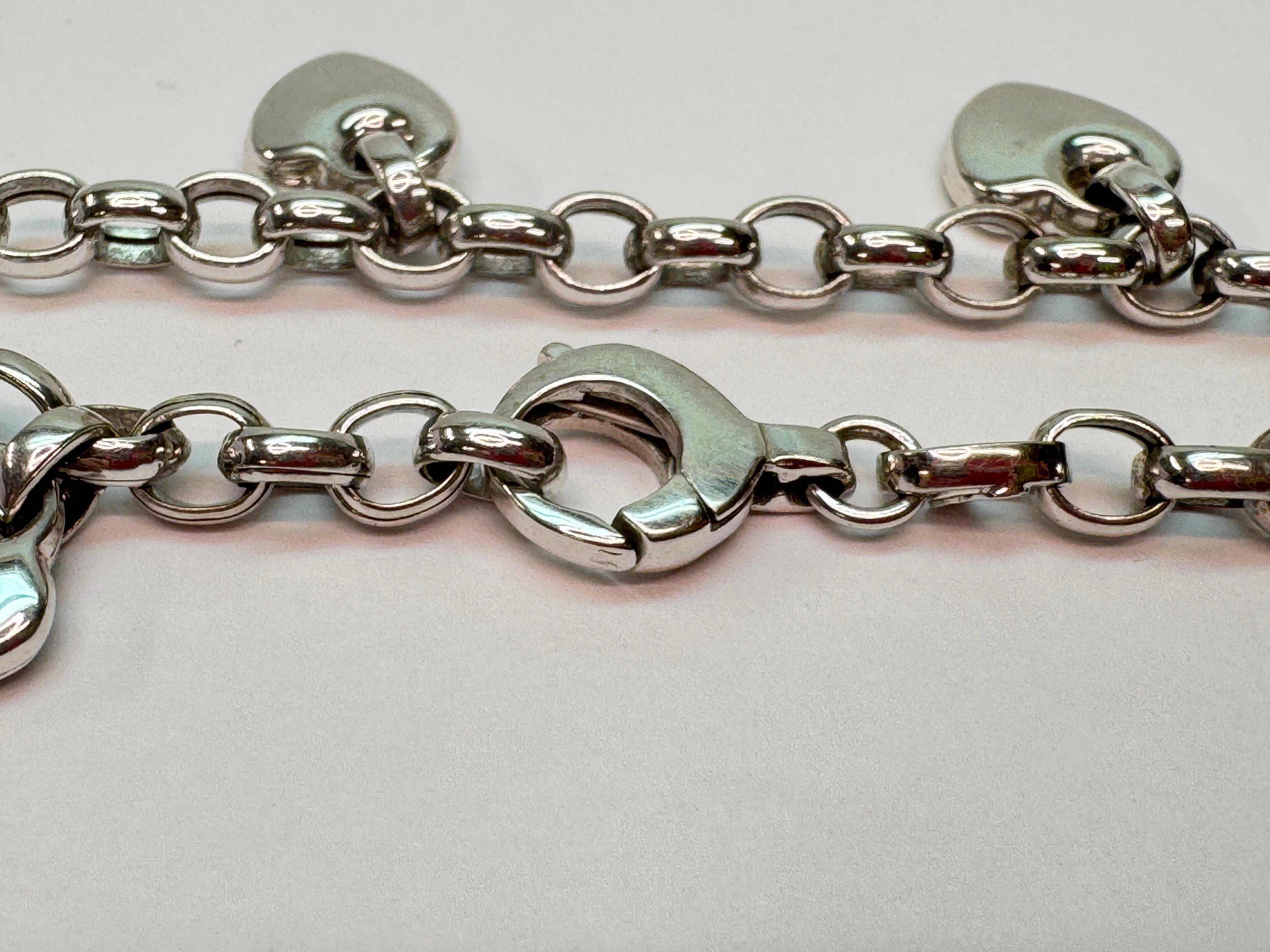 Women's or Men's 14 Karat White Gold Italian Hearts Charm Bracelet For Sale
