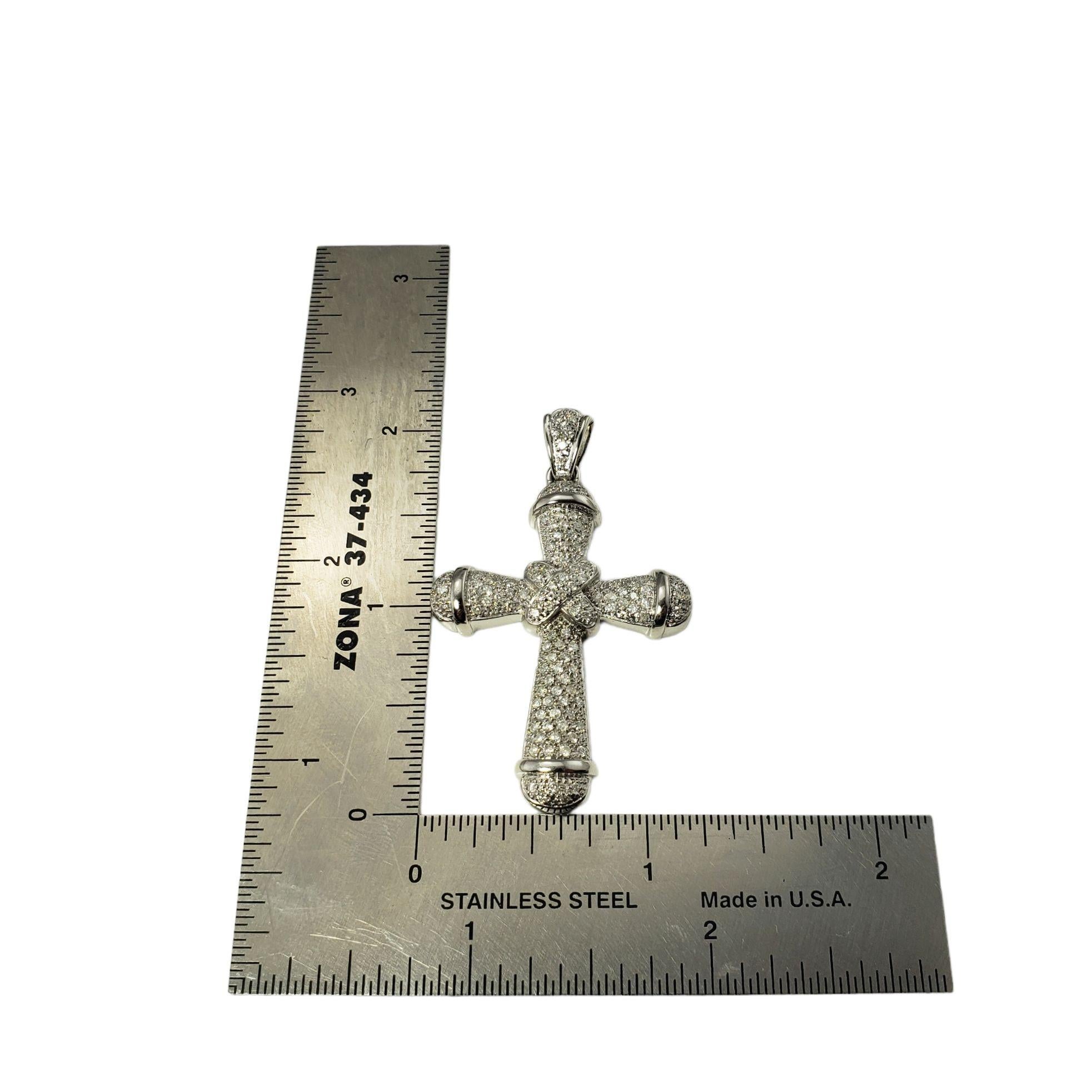 Ciondolo a croce grande con diamante in oro bianco 14 carati #21592 in vendita 2