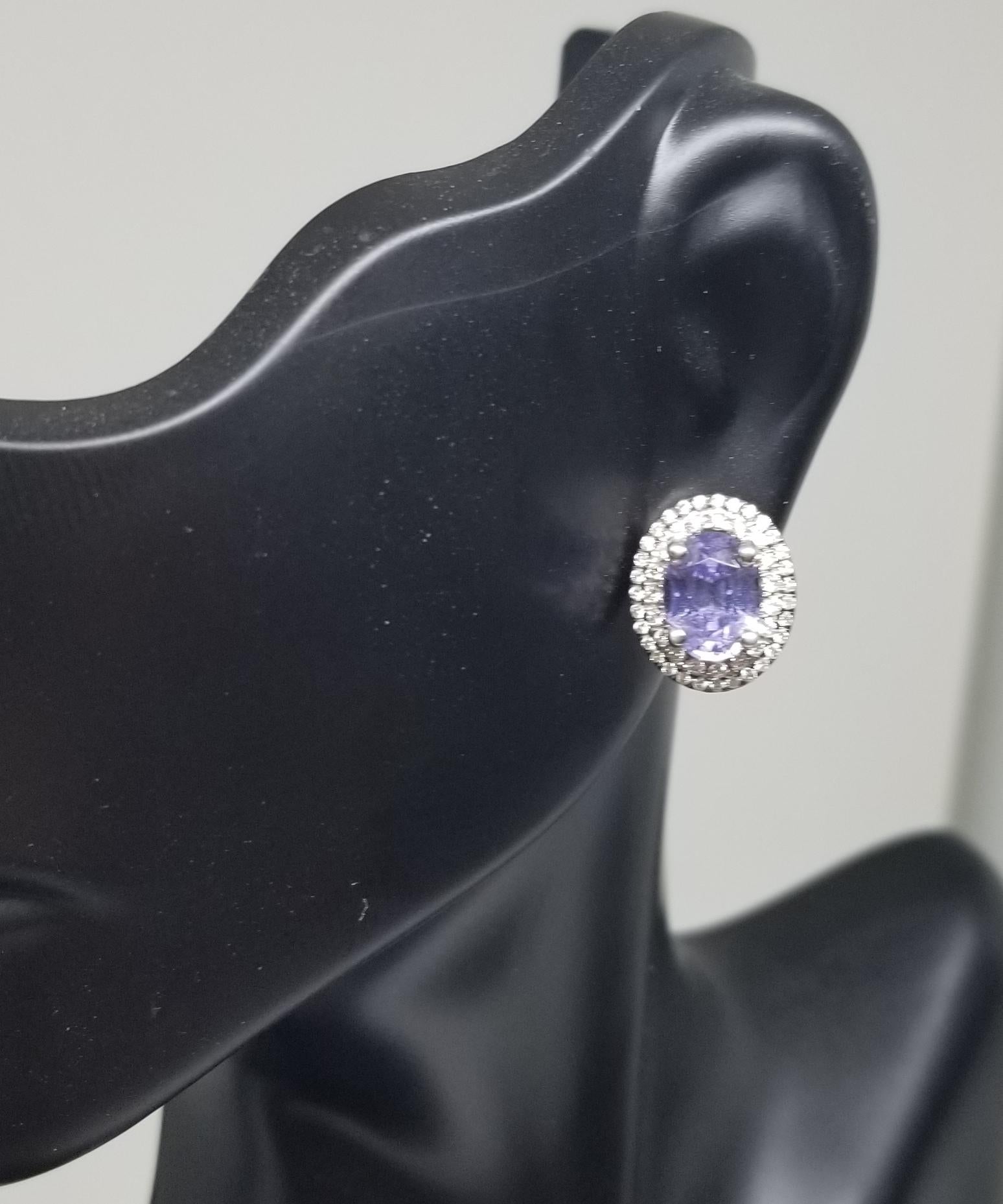 14 Karat White Gold Lavender Spinel Diamond Earrings In New Condition For Sale In Los Angeles, CA