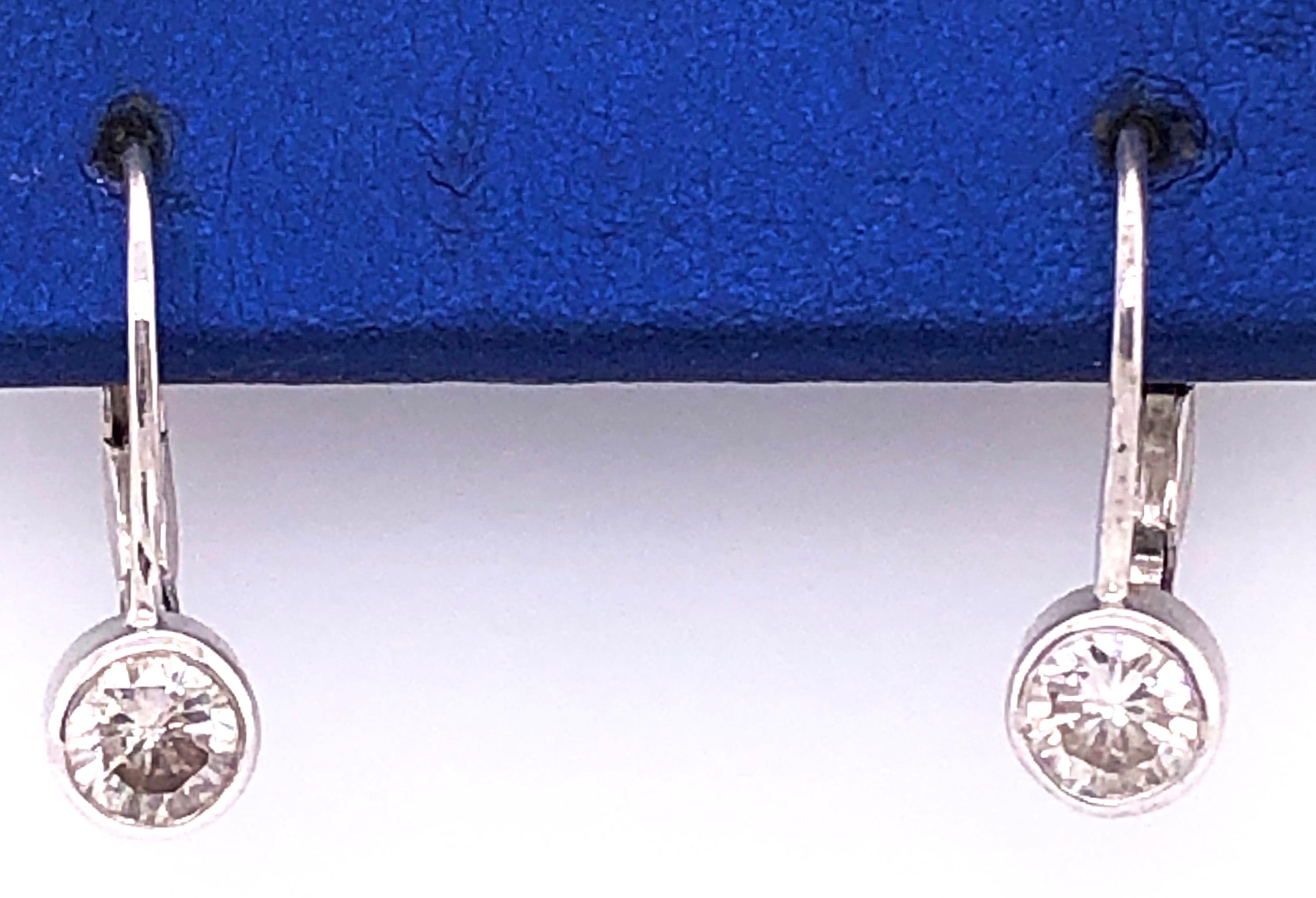 Women's or Men's 14 Karat White Gold Lever Back Diamond Earrings 0.80 TDW For Sale