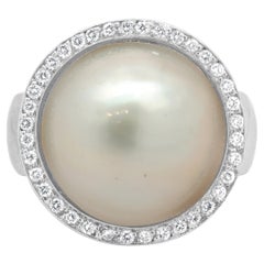 14 Karat White Gold Mabe Pearl and Diamond Ring