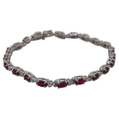 14 Karat White Gold Marquise Ruby
Diamond Bracelet 14 Karat White Gold Marquise Ruby
Diamond Bracelet