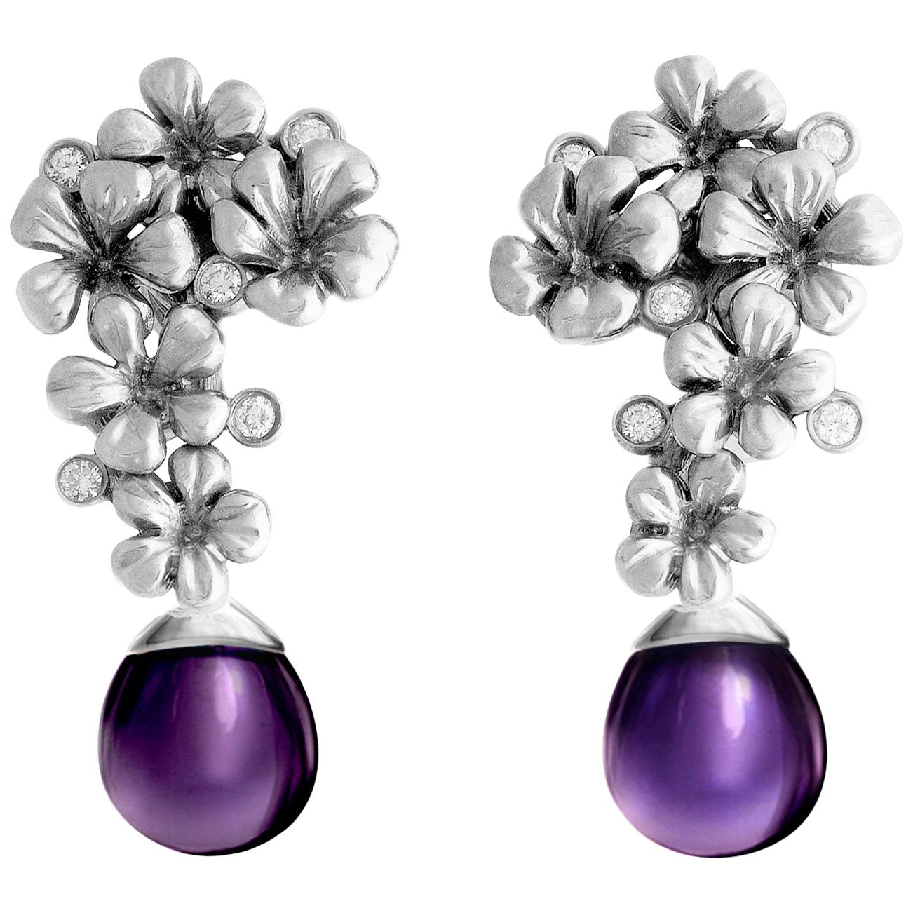 White Gold Modern Style Drop Earrings with Ten Diamonds and Amethysts For Sale