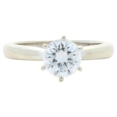 Anello solitario con moissanite in oro bianco 14 carati