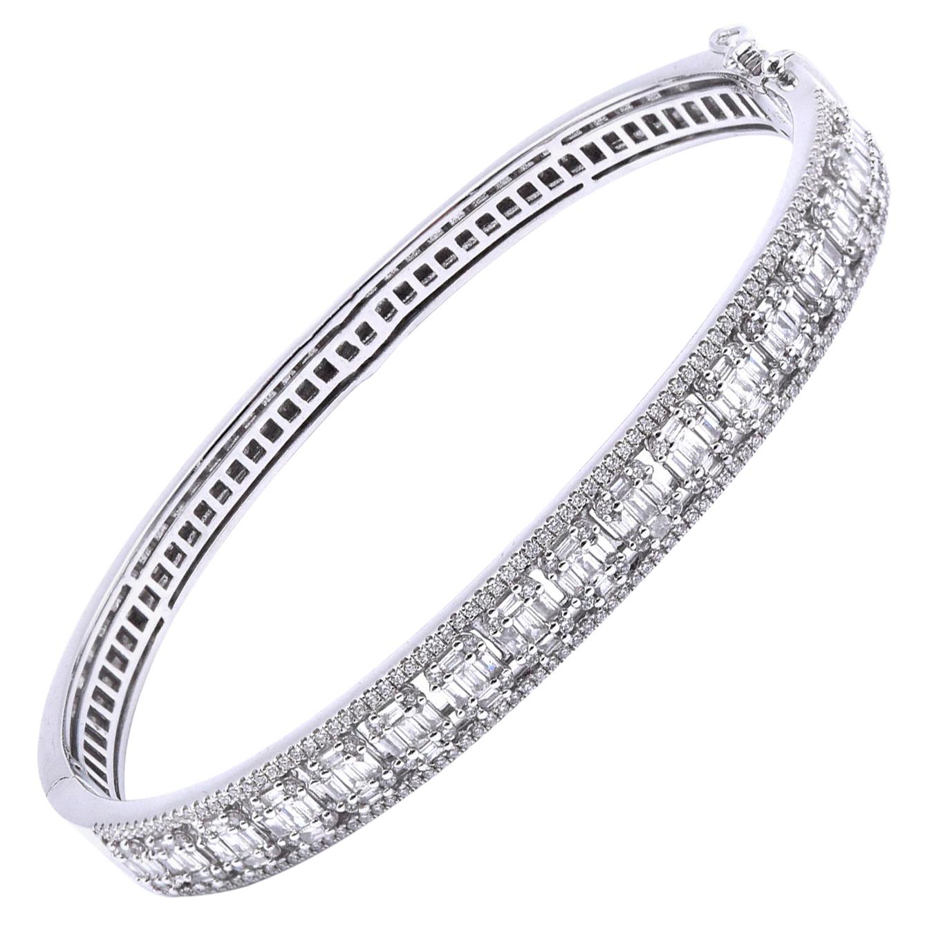 14 Karat White Gold Mosaic Set Diamond Bangle Bracelet