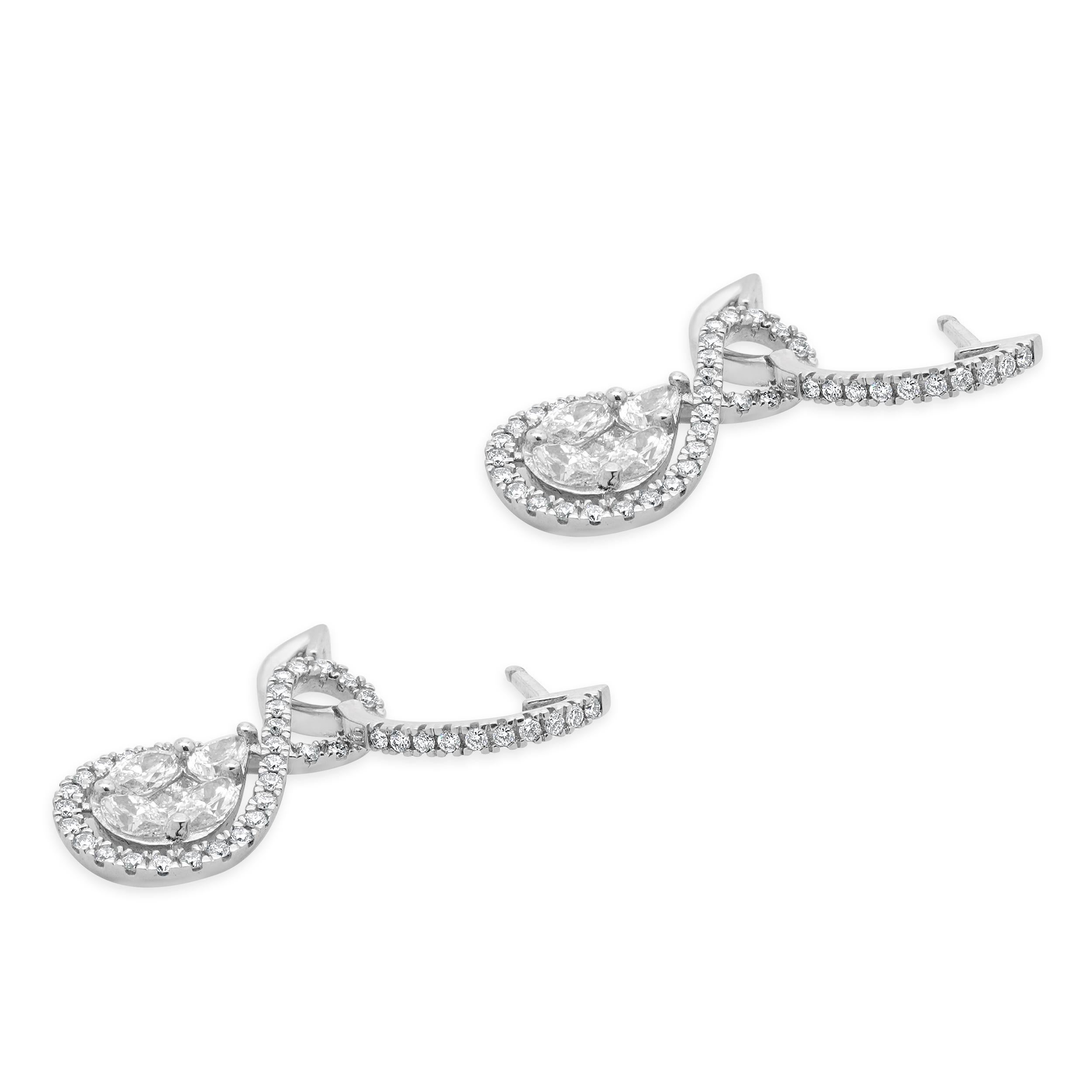 Orecchini a goccia a forma di pera con diamante incastonato in oro bianco 14 carati In condizioni ottime in vendita a Scottsdale, AZ