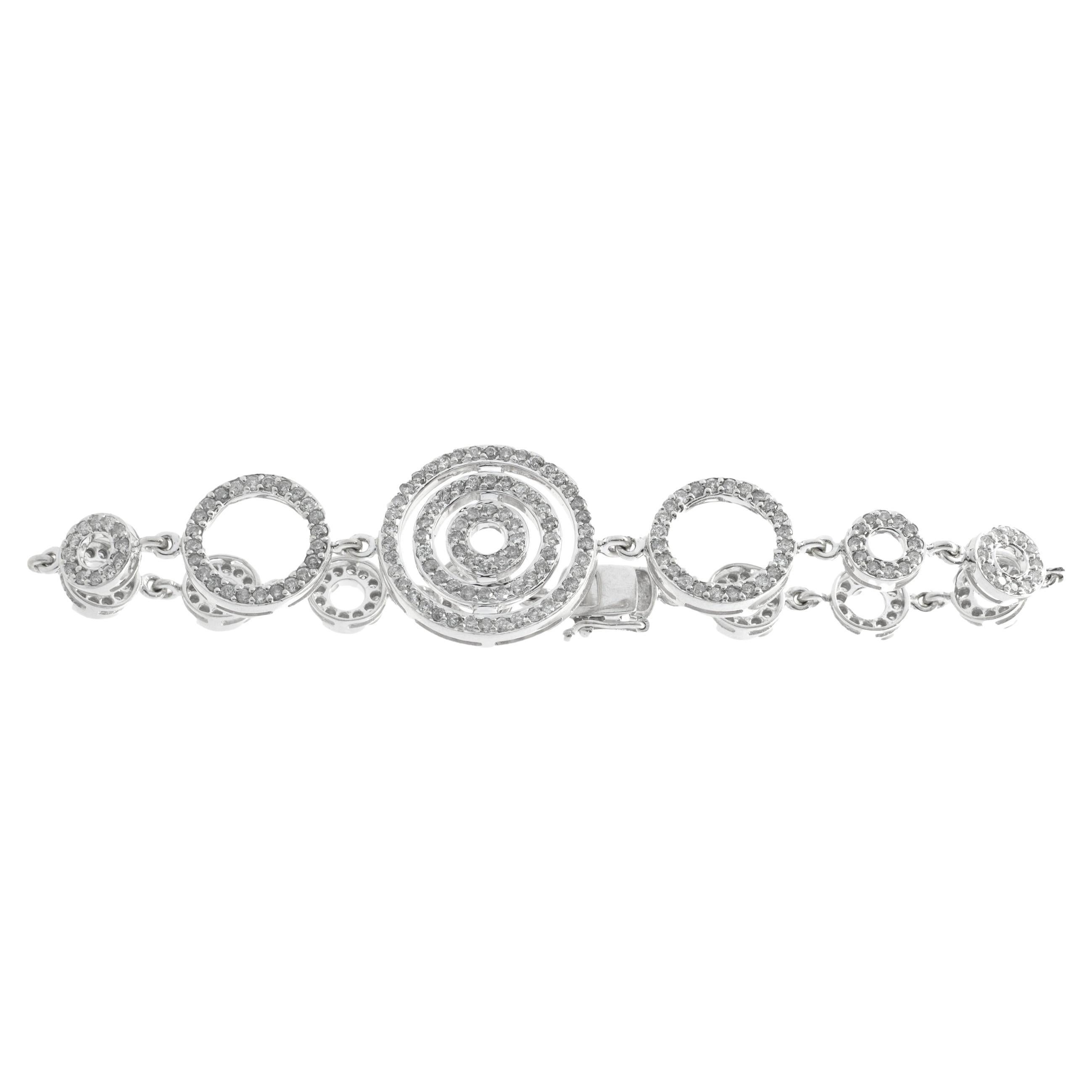 14 Karat White Gold Multi Circle Link Bracelet