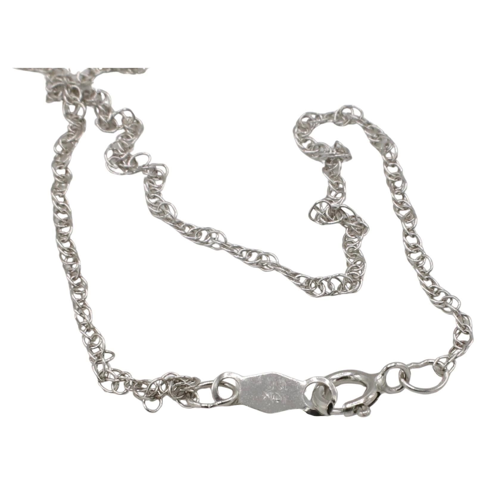 14 Karat White Gold Natural Diamond Cross Pendant Drop Necklace In condizioni ottime in vendita a  Baltimore, MD