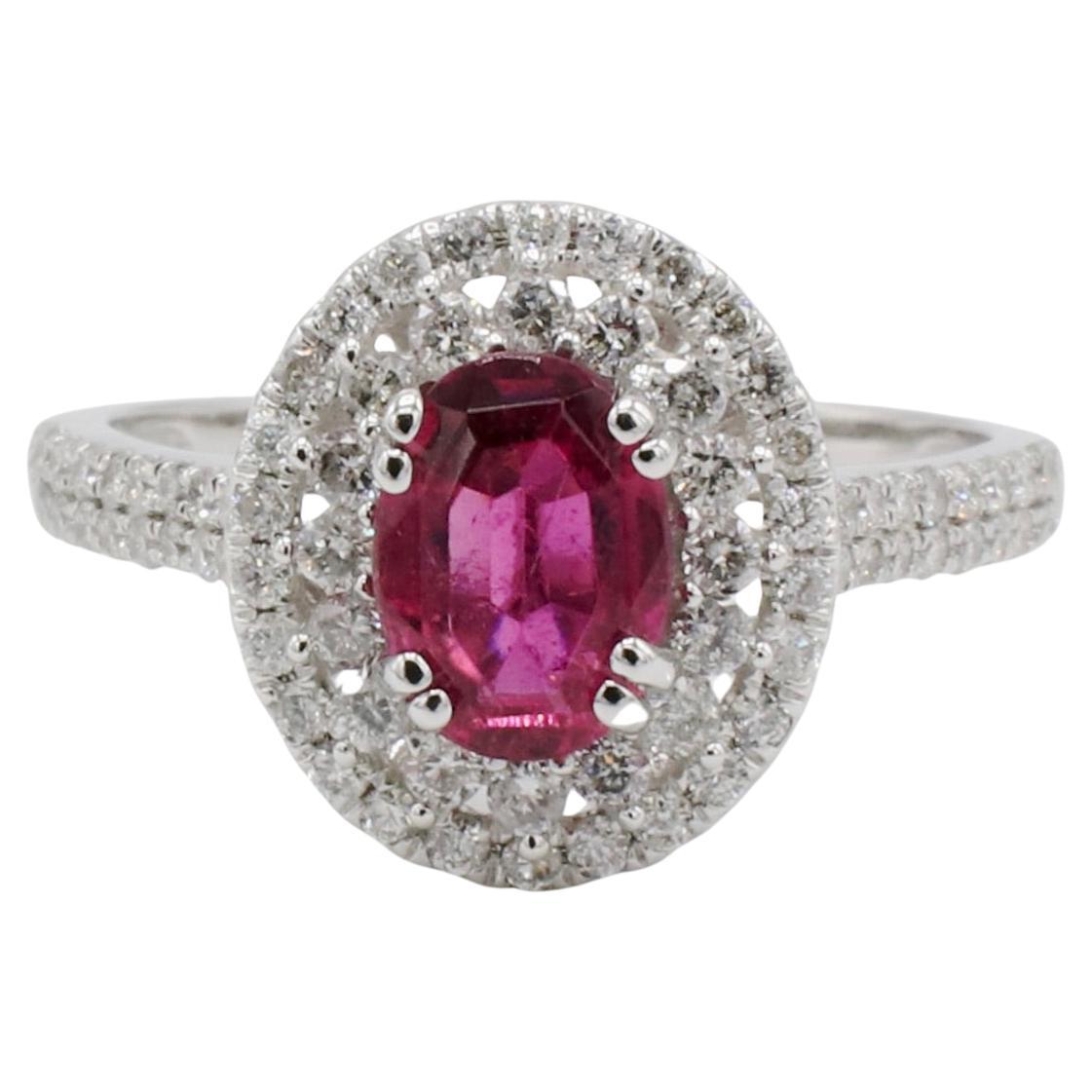 14 Karat Weißgold Natürlicher Diamant & Rosa Turmalin Doppelter Halo-Ring im Angebot