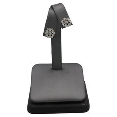Filigrane Schneeflocken-Ohrstecker aus 14 Karat Weißgold mit natürlichen Diamanten