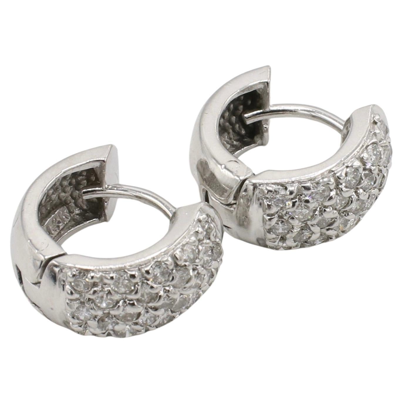 Modern 14 Karat White Gold Natural Pavé Diamond Huggie Hoop Earrings For Sale