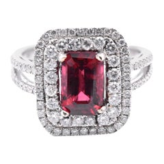 Bague en or blanc 14 carats avec spinelle rouge naturelle et diamants