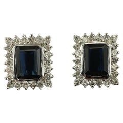 Boucles d'oreilles en or blanc 14 carats avec saphirs naturels et diamants n° 18653