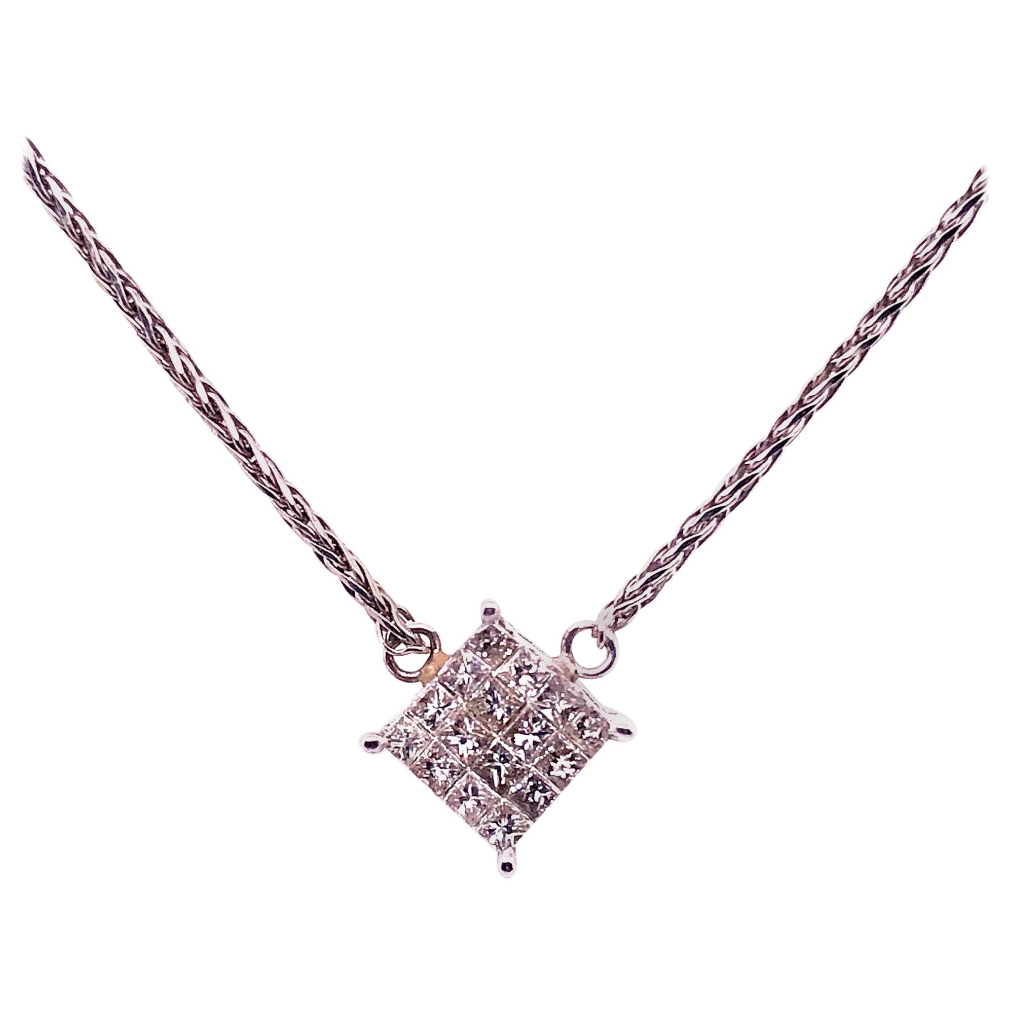 14 Karat White Gold Necklace with Diamond Pendant For Sale