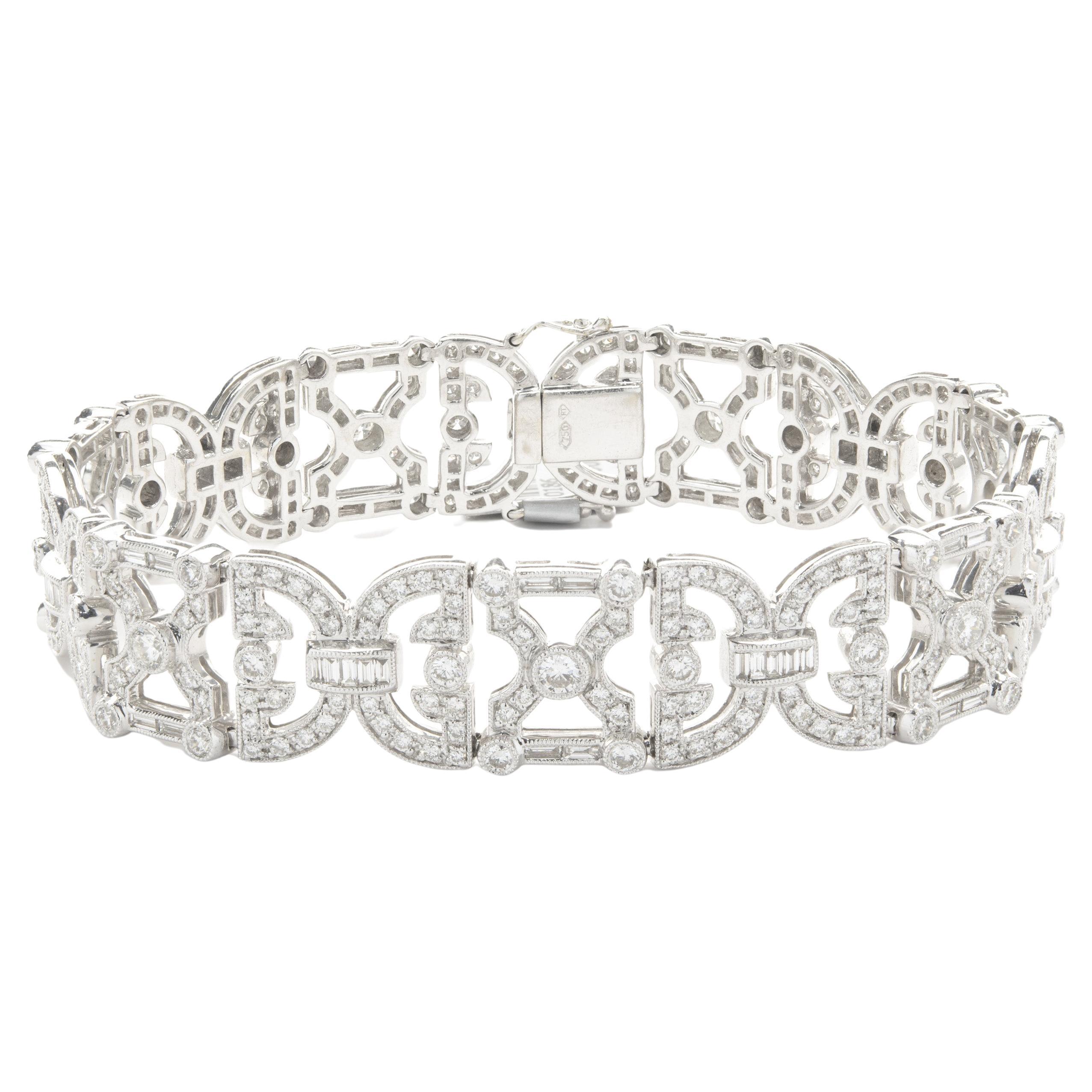 18 Karat White Gold Ornate Diamond Link Bracelet