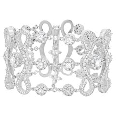 Bracelet large orné de diamants en or blanc 14 carats